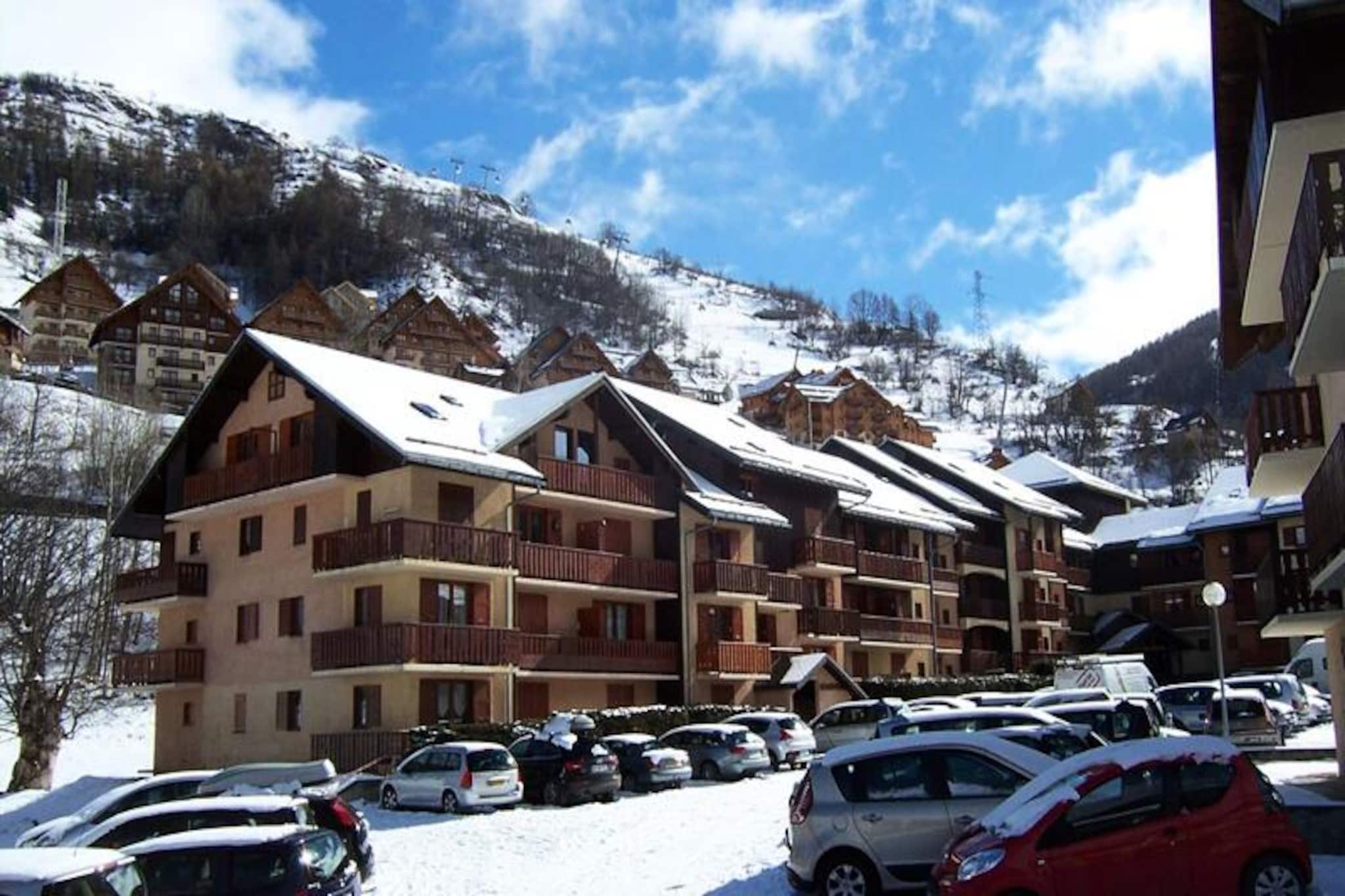 3-room apartment for 5 people, west-facing