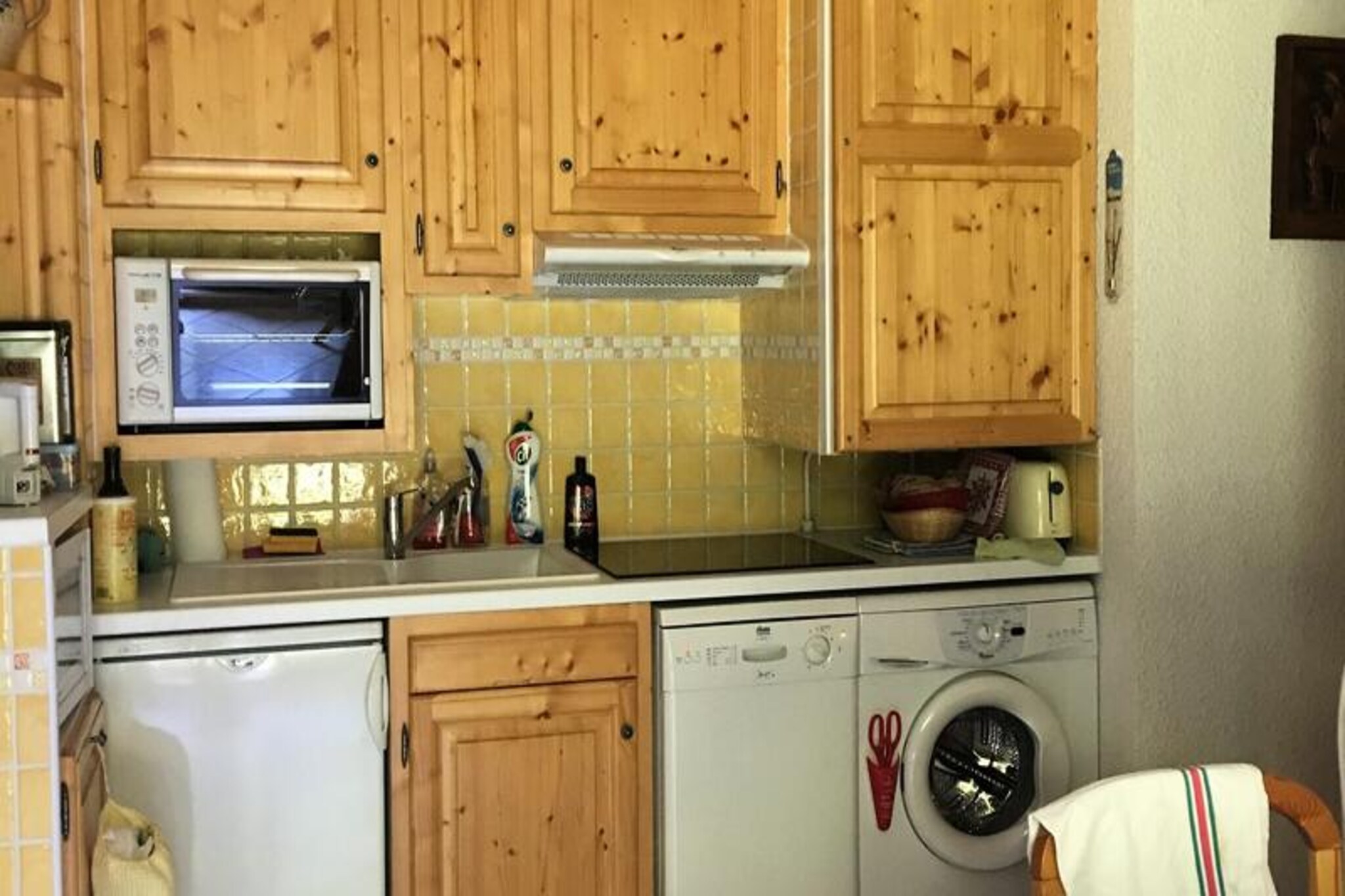 2-room apartment for 4 people, 3-star rating, East-facing