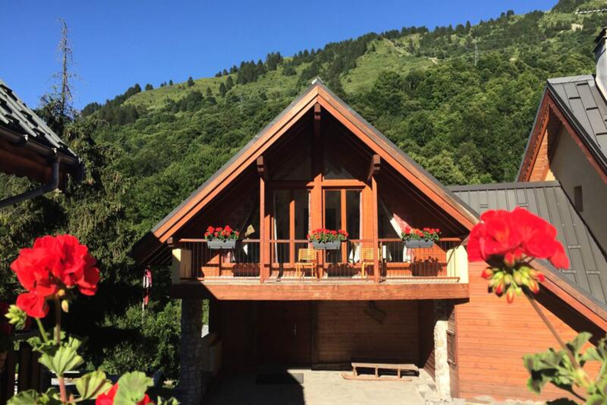 6-room duplex apartment for 12 people, south-facing