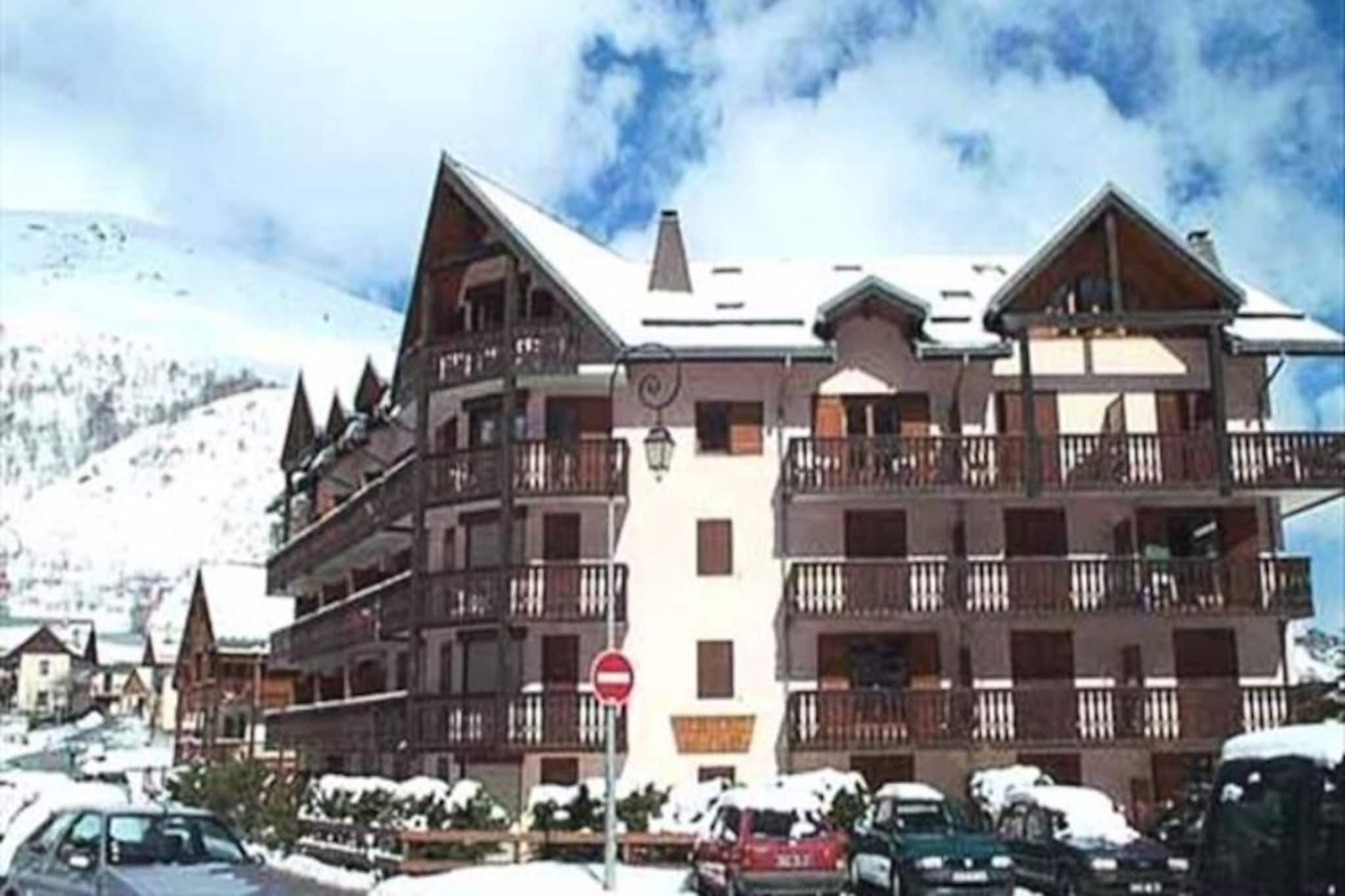2-room cabin apartment for 4 people, south-east facing