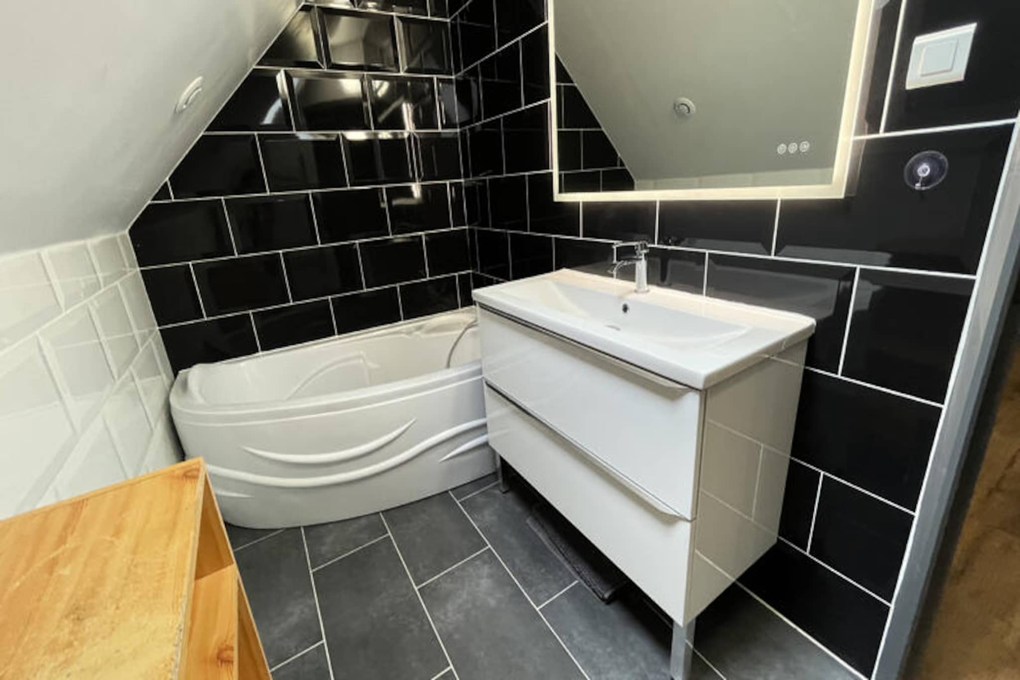 Maison à Laveissiere-Untagged