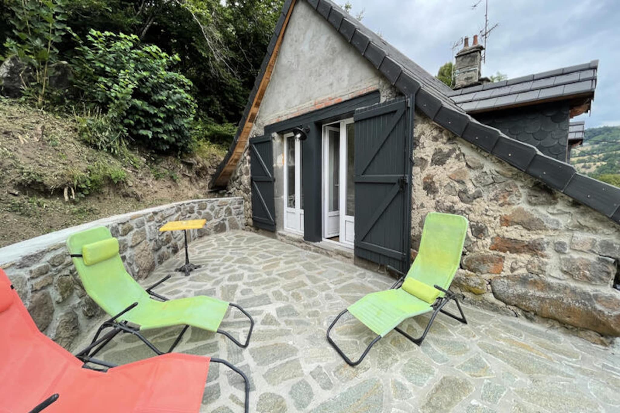 Maison à Laveissiere-Untagged