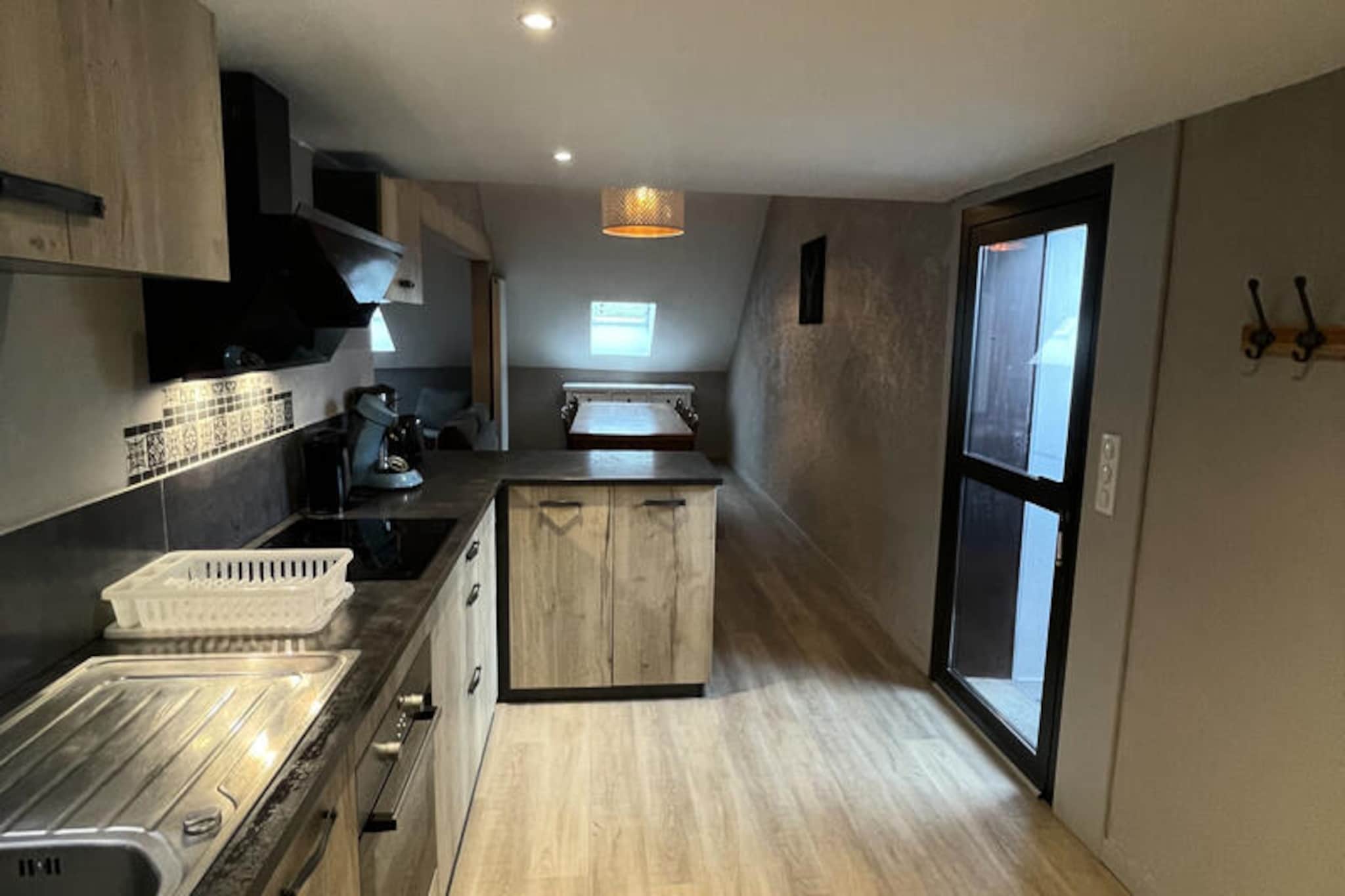 Appartements à Albepierre Bredons-Untagged