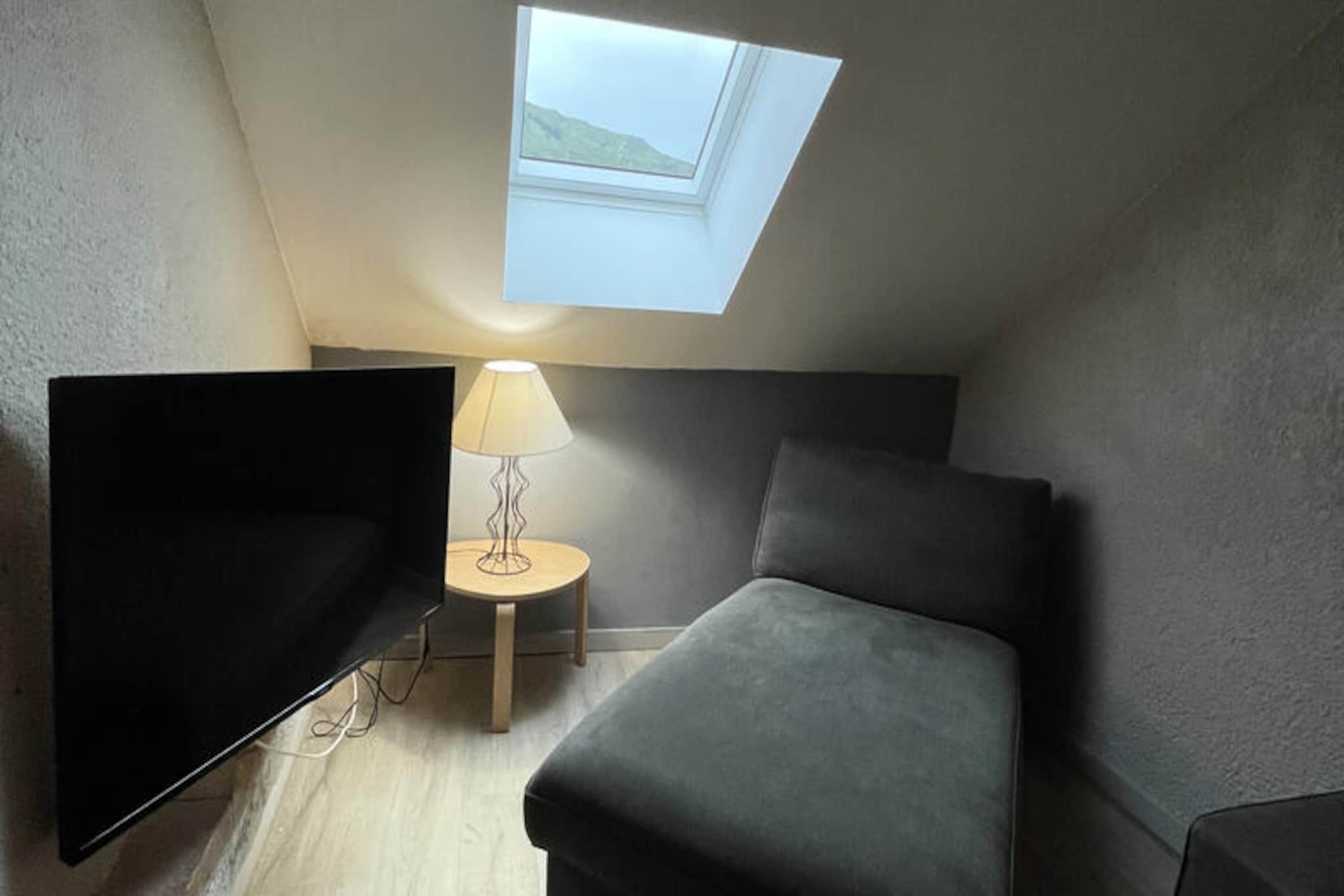 Appartements à Albepierre Bredons-Untagged