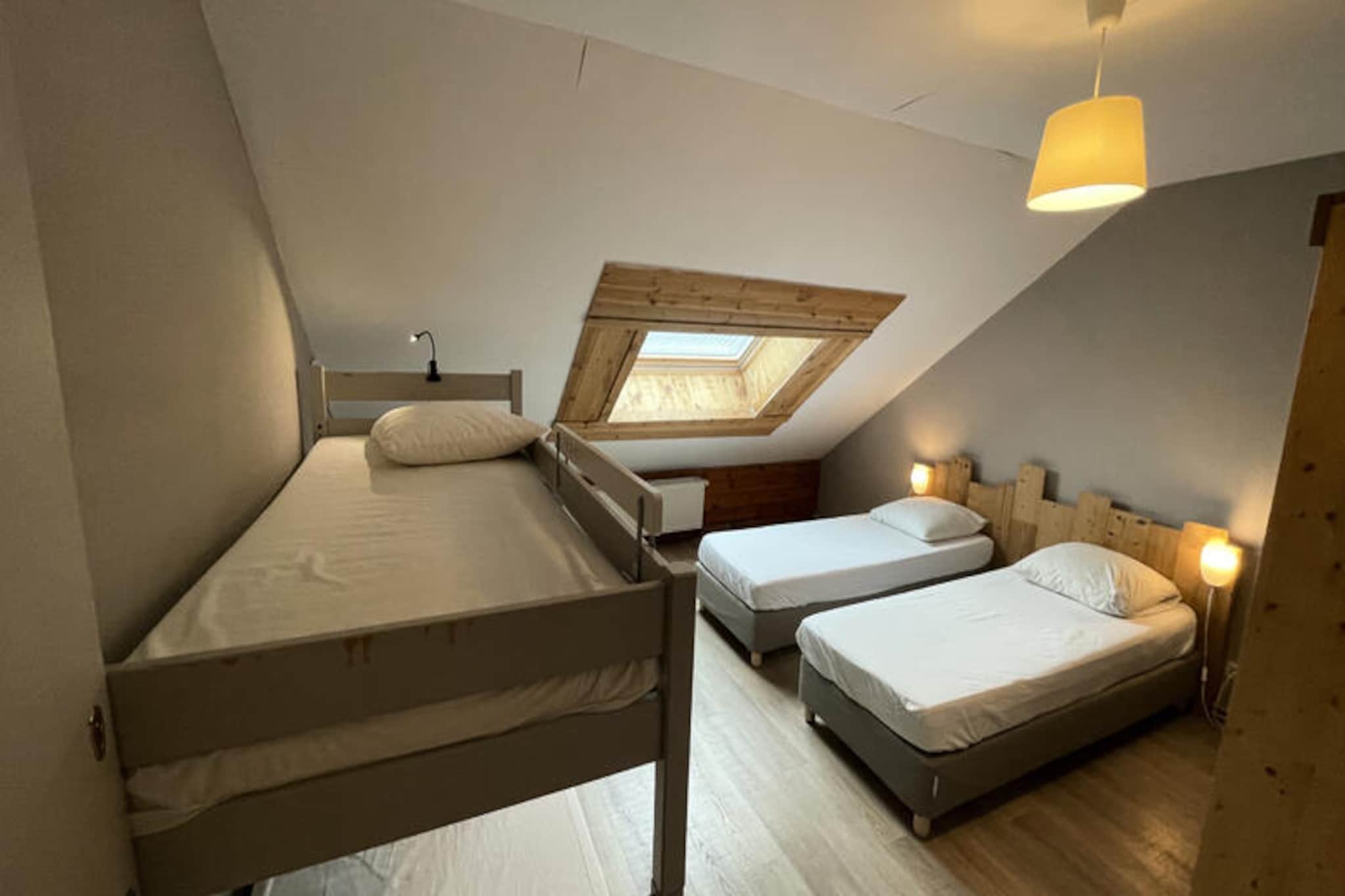 Appartements à Albepierre Bredons-Untagged