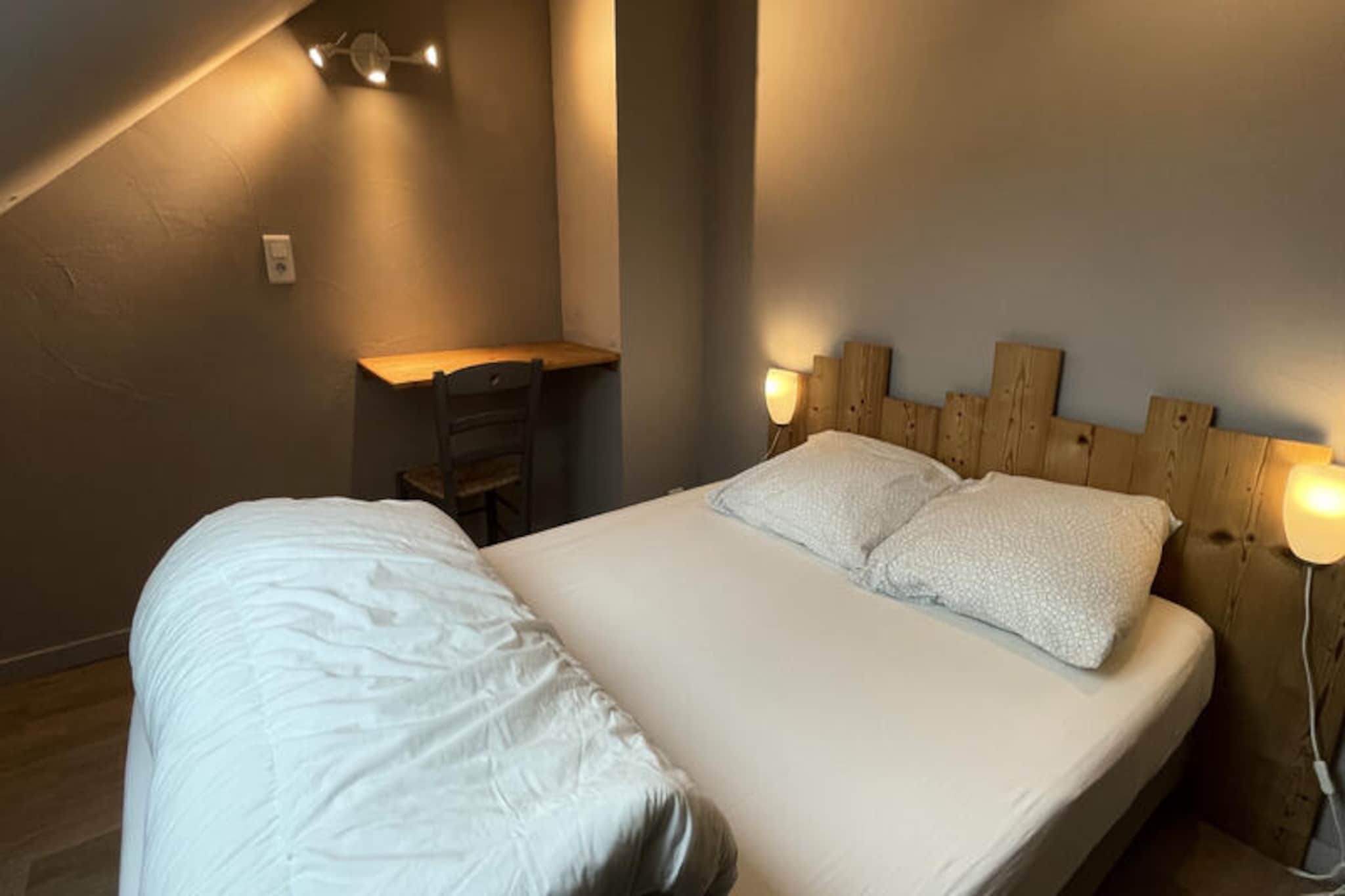 Appartements à Albepierre Bredons-Untagged