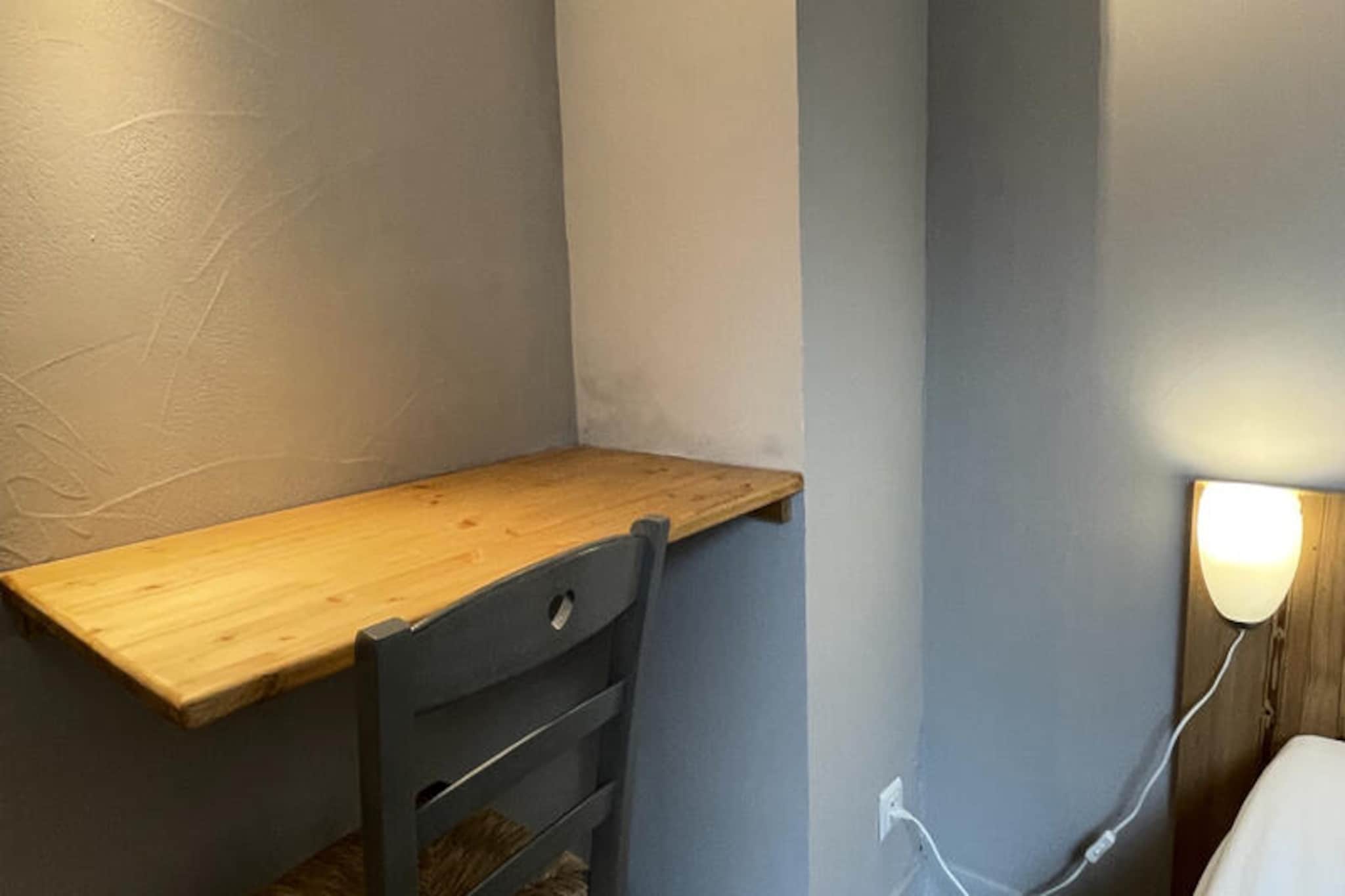 Appartements à Albepierre Bredons-Untagged