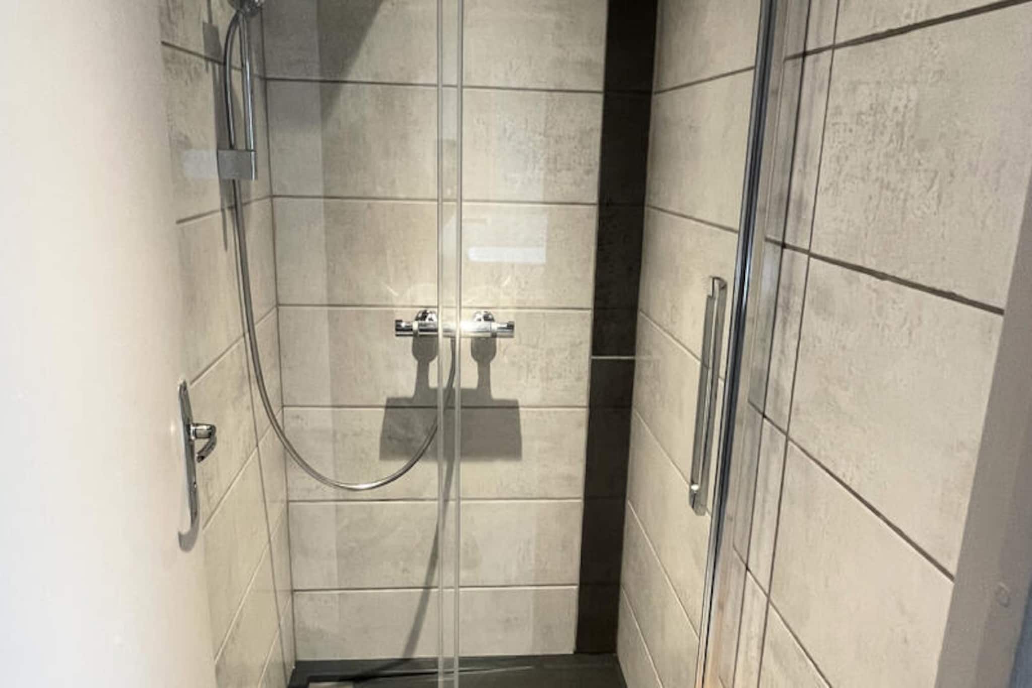 Appartements à Albepierre Bredons-Untagged