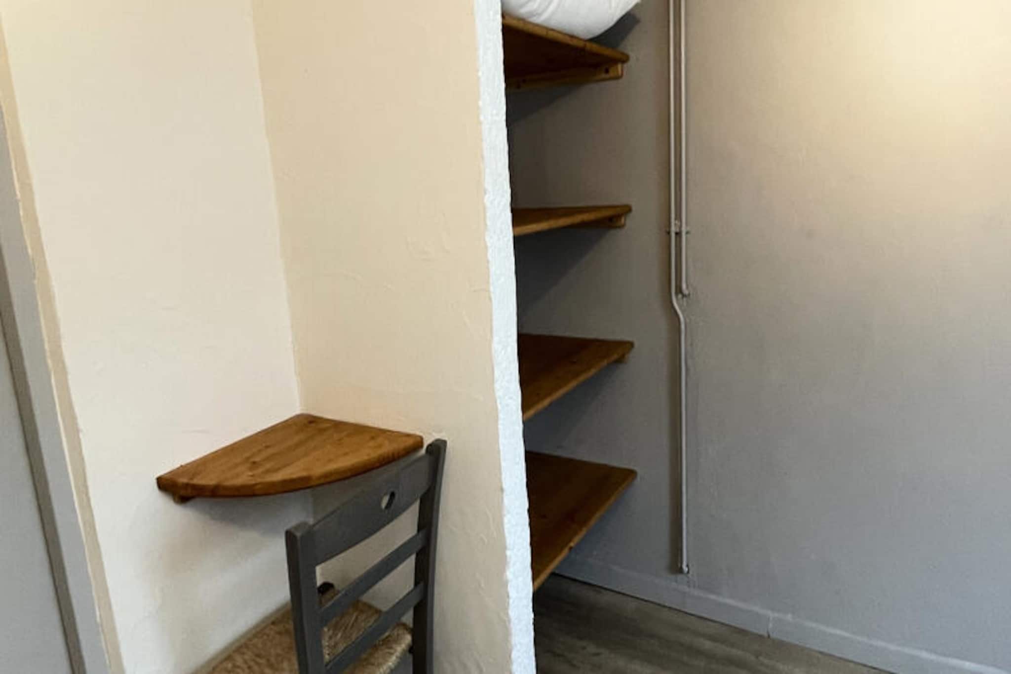 Appartements à Albepierre Bredons-Untagged