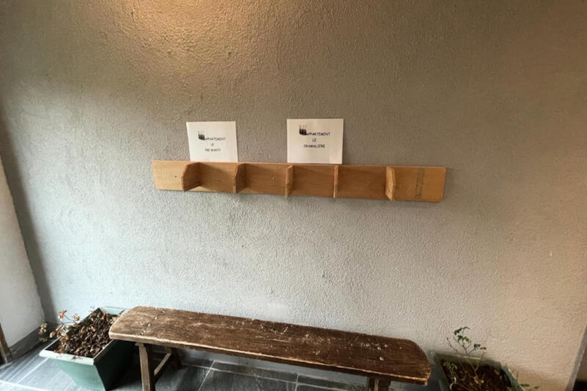 Appartements à Albepierre Bredons-Untagged