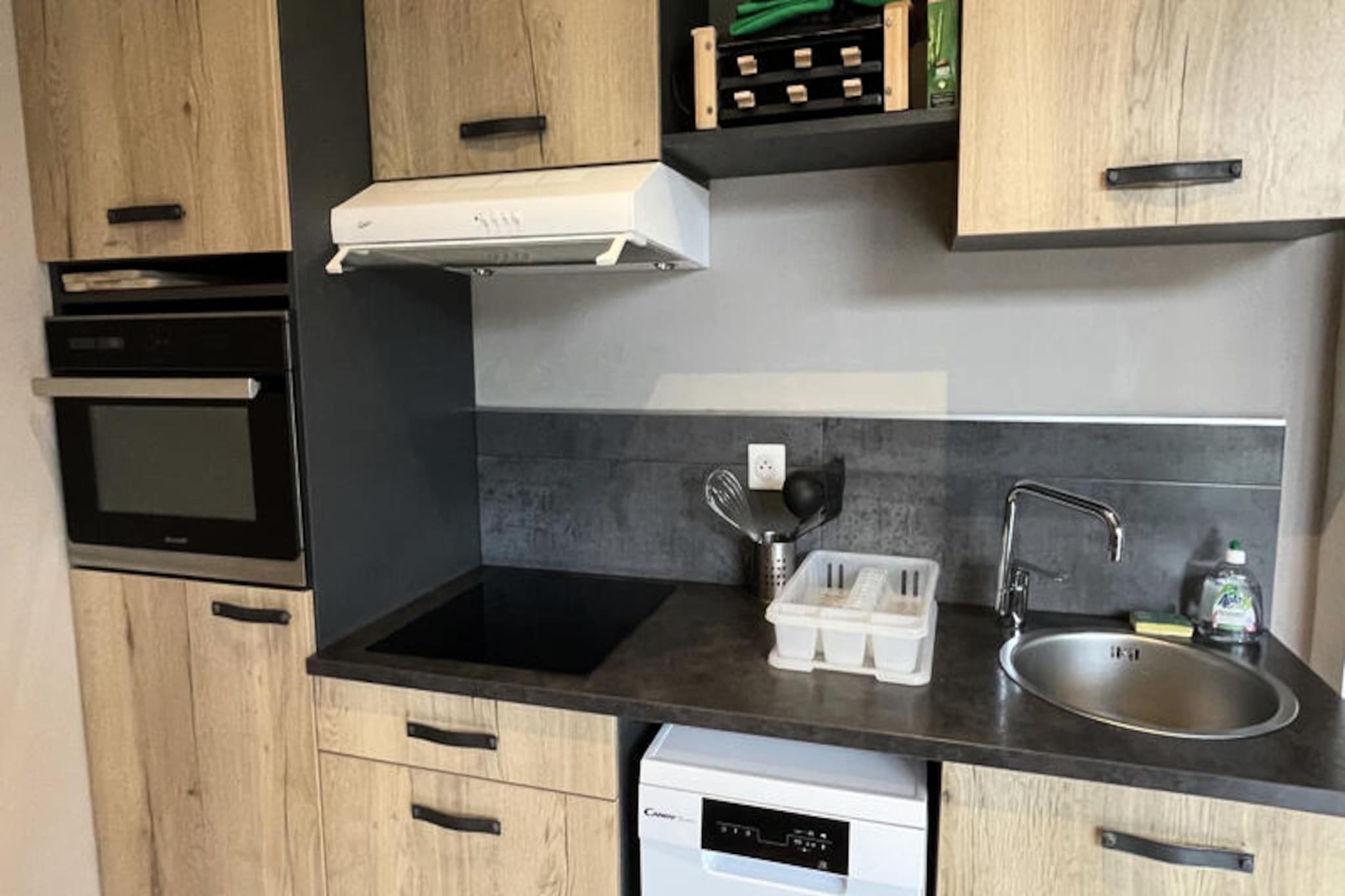 Appartements à Albepierre Bredons-Untagged