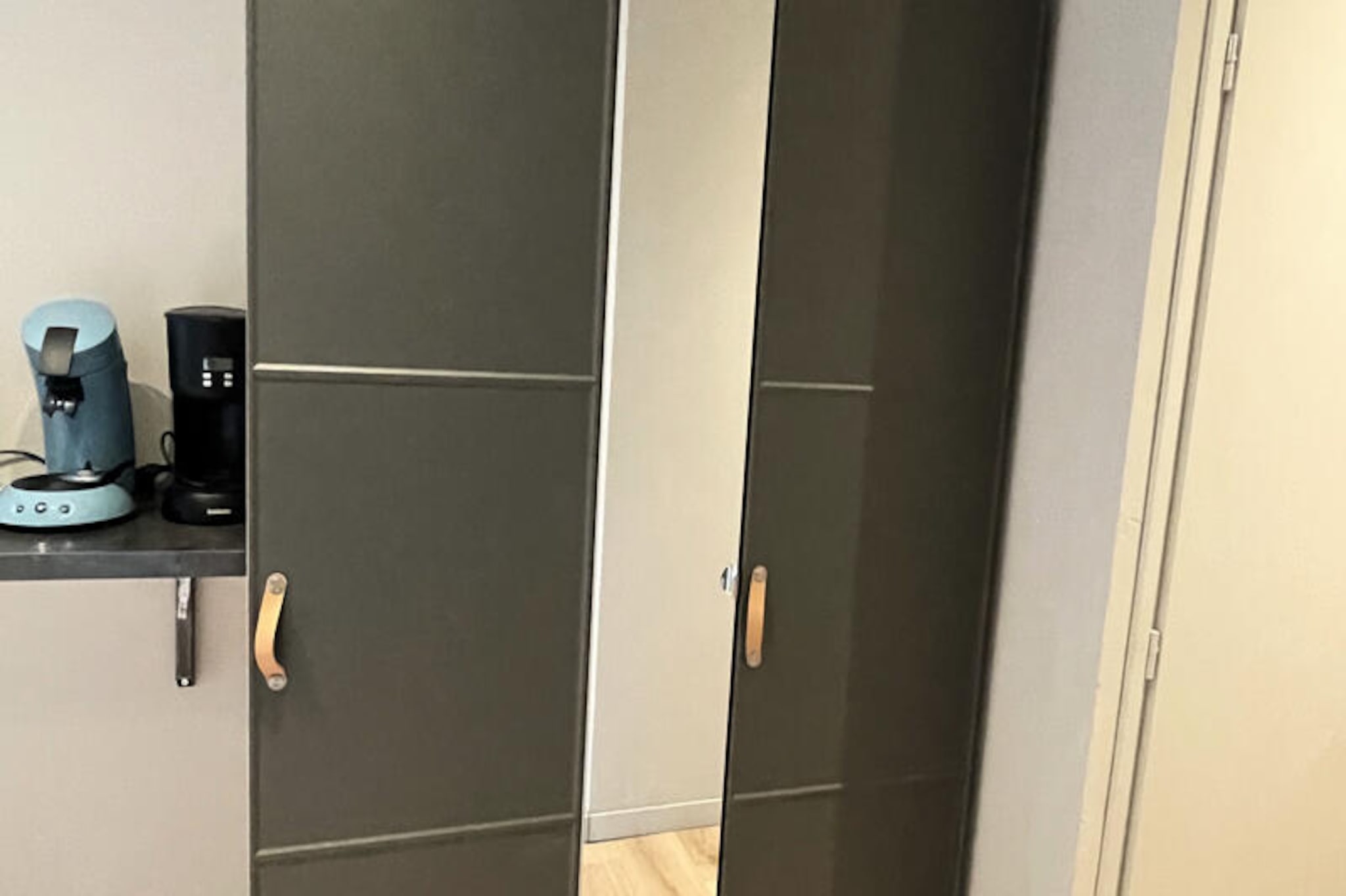 Appartements à Albepierre Bredons-Untagged