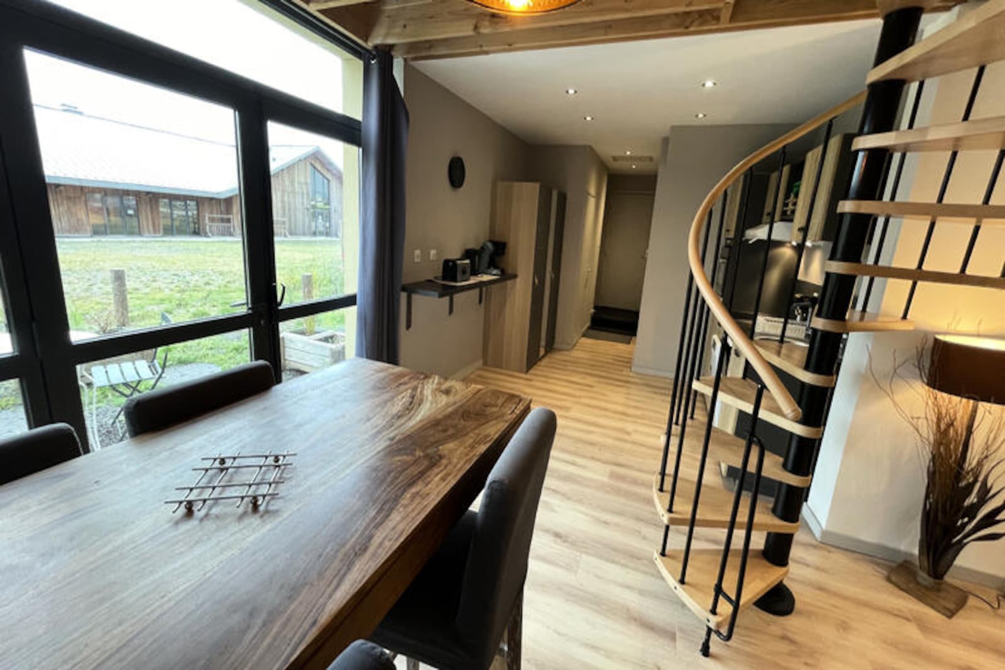 Appartements à Albepierre Bredons-Untagged