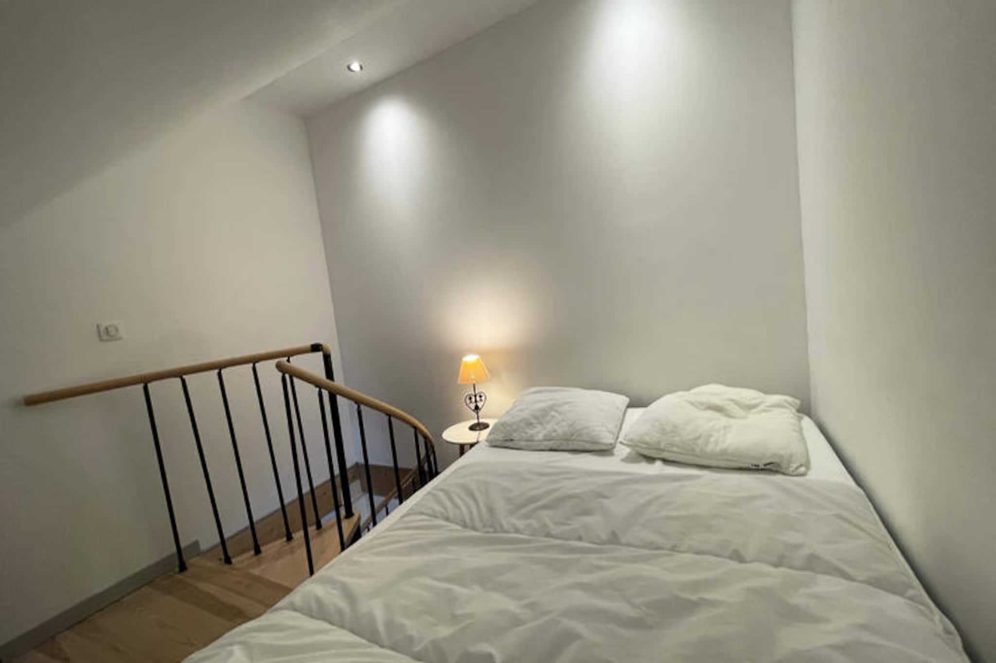 Appartements à Albepierre Bredons-Untagged