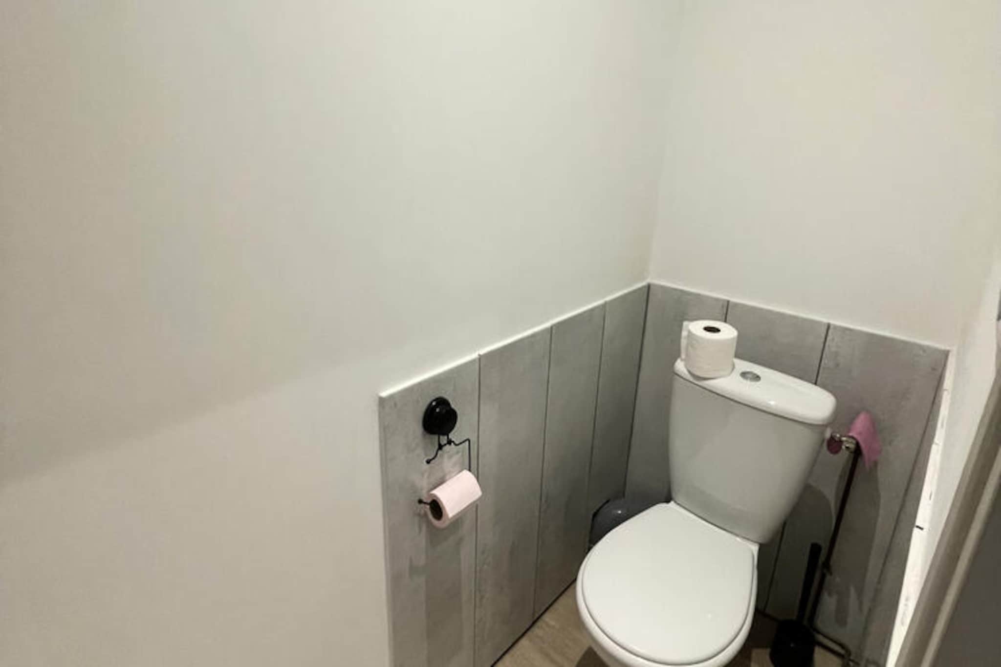 Appartements à Albepierre Bredons-Untagged