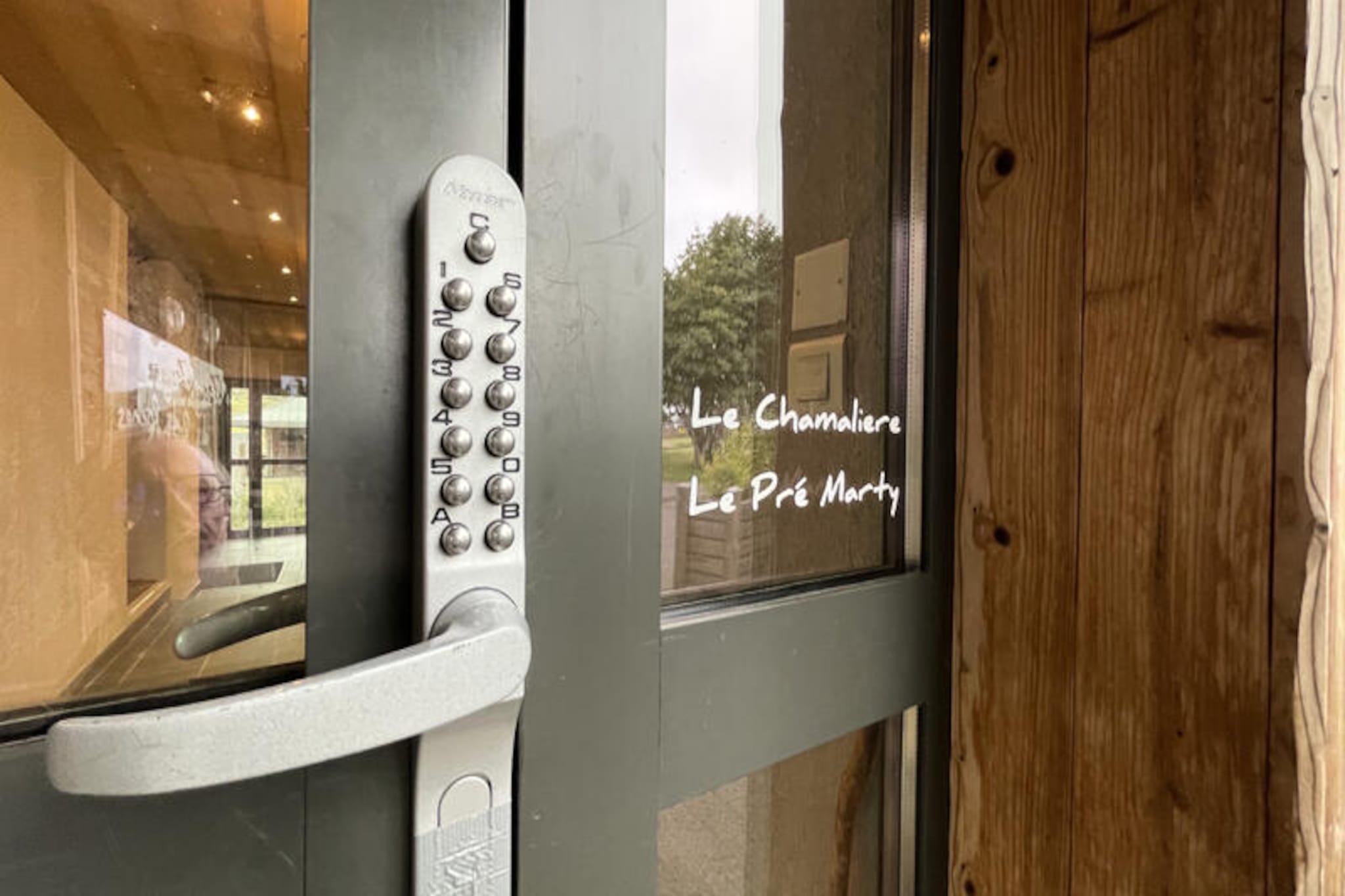 Appartements à Albepierre Bredons-Untagged