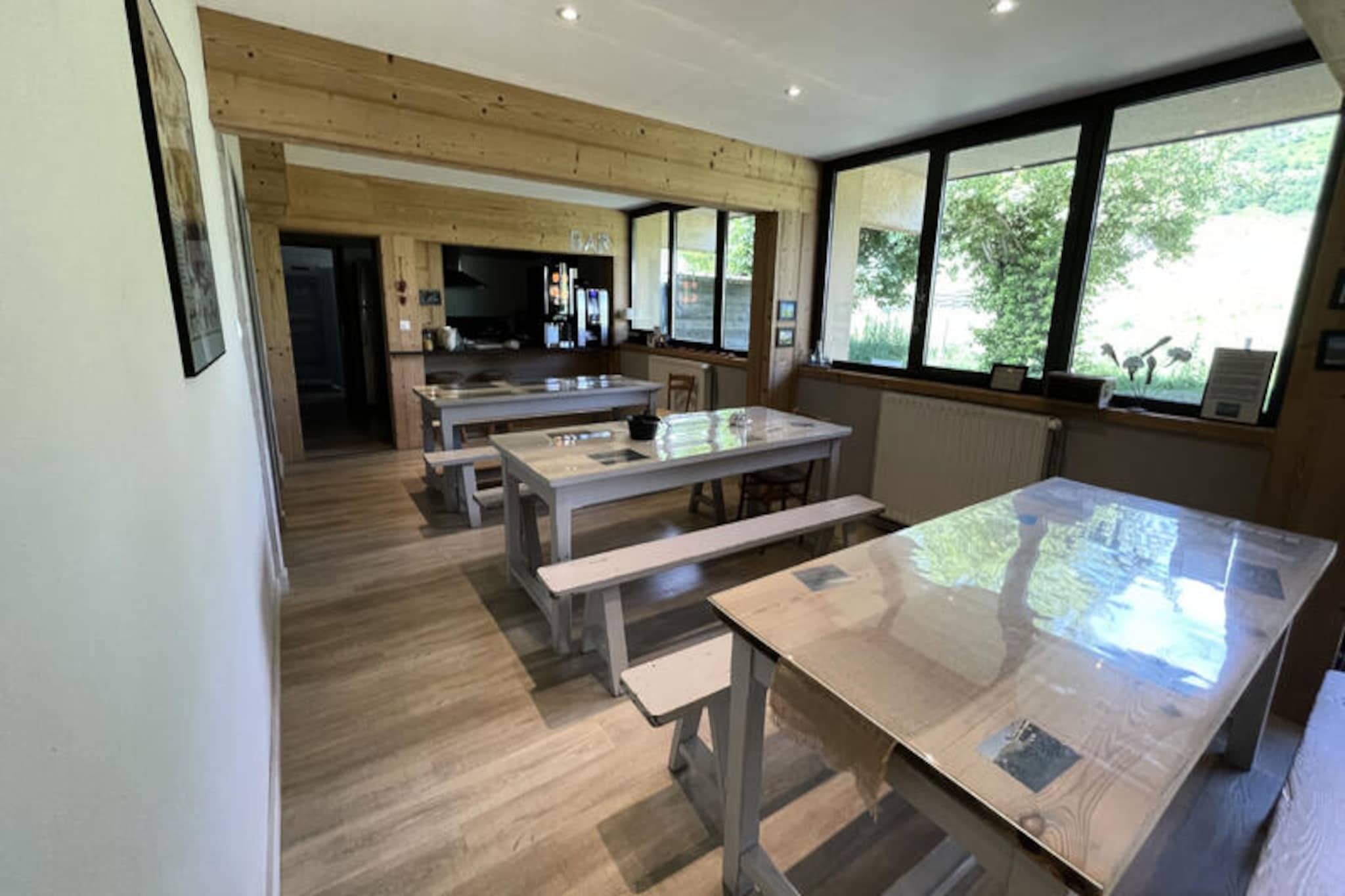 Mobil Home - Bungalow - Cottage à Albepierre Bredons-Untagged