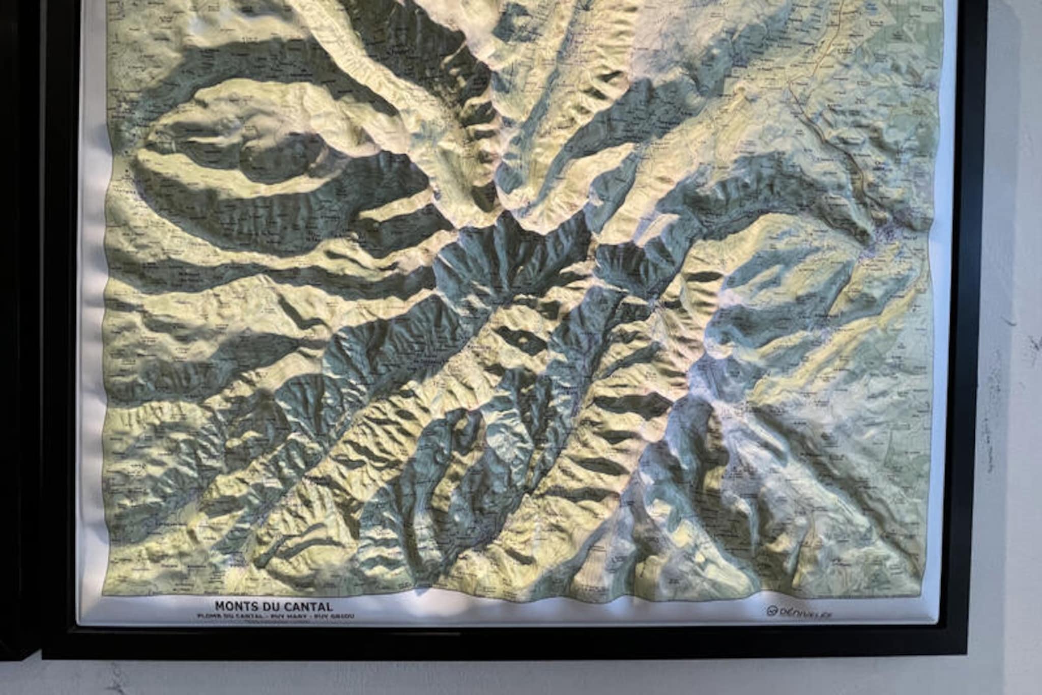 Mobil Home - Bungalow - Cottage à Albepierre Bredons-Untagged