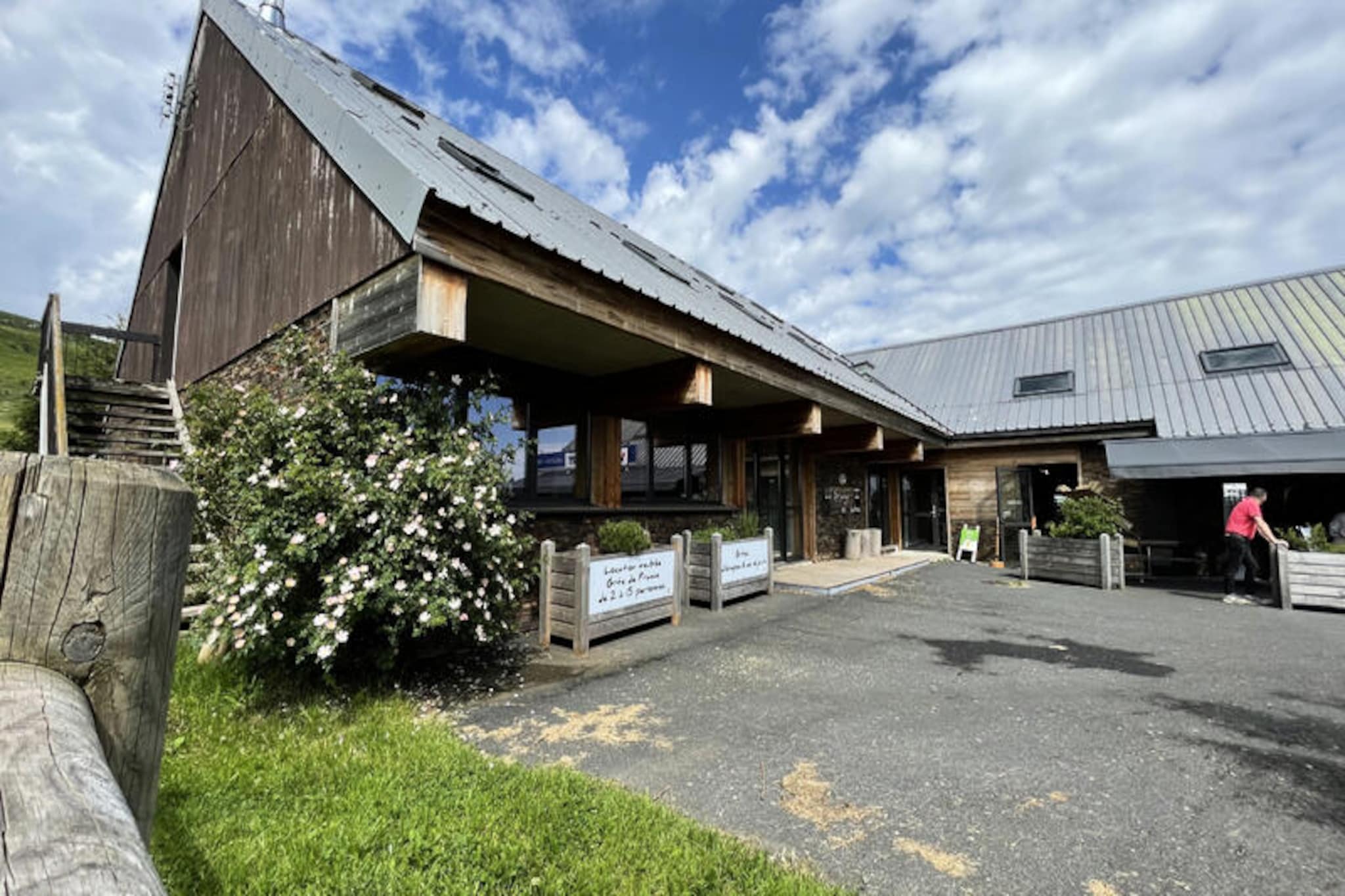 Mobil Home - Bungalow - Cottage à Albepierre Bredons-Untagged