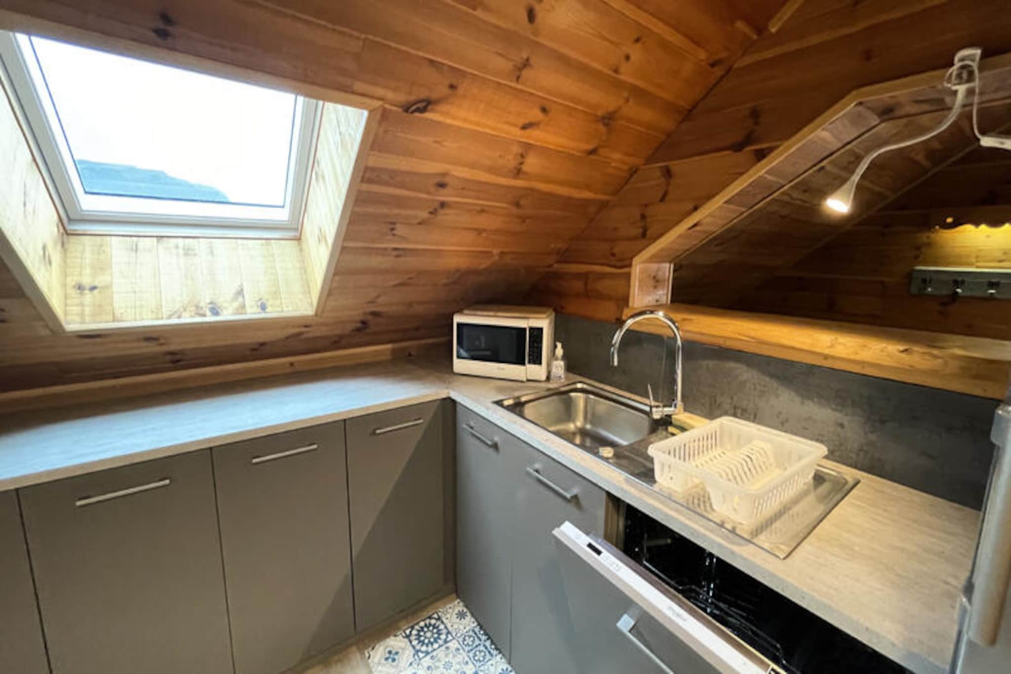 Appartements à Albepierre Bredons-Untagged