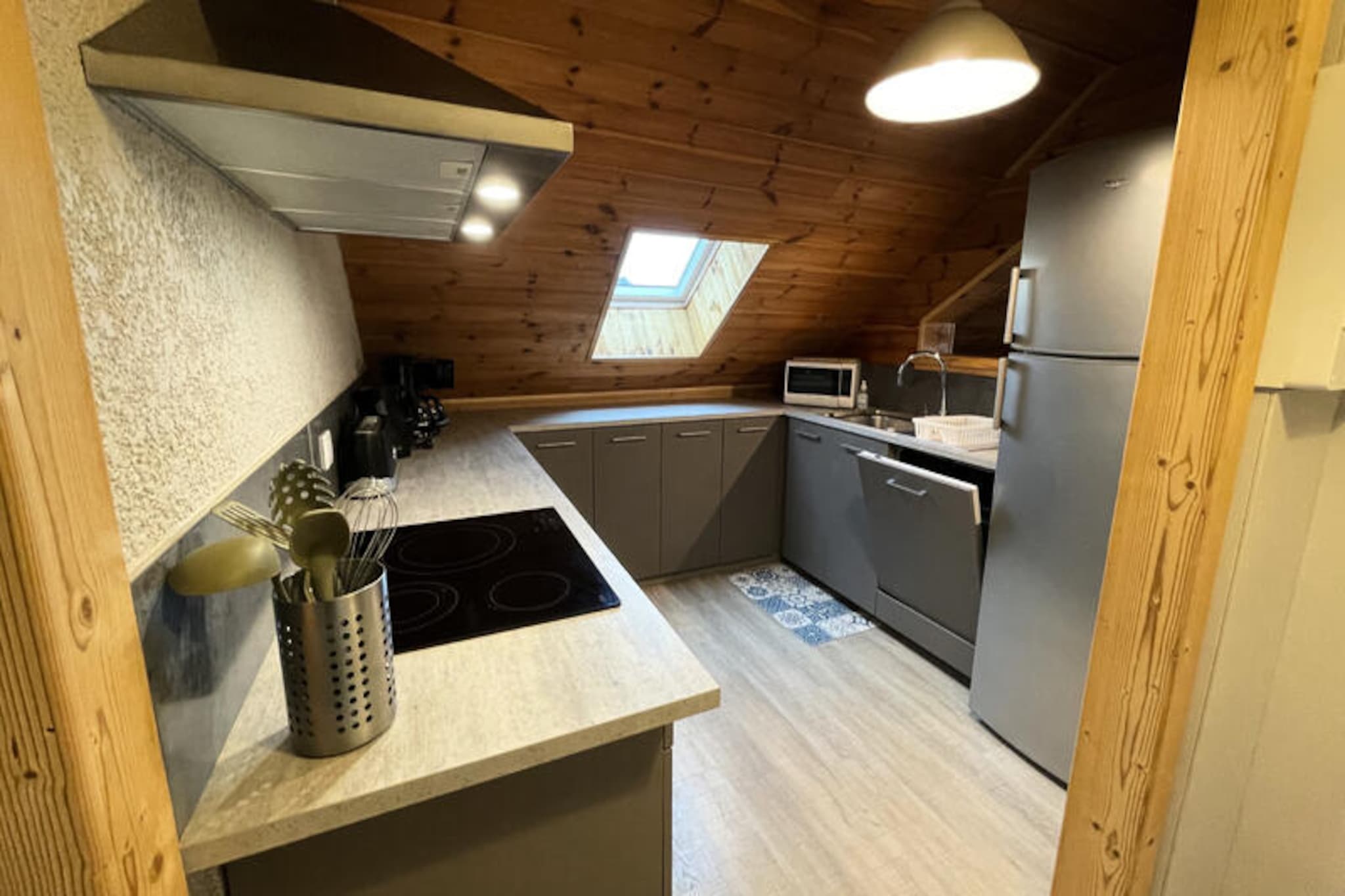 Appartements à Albepierre Bredons-Untagged