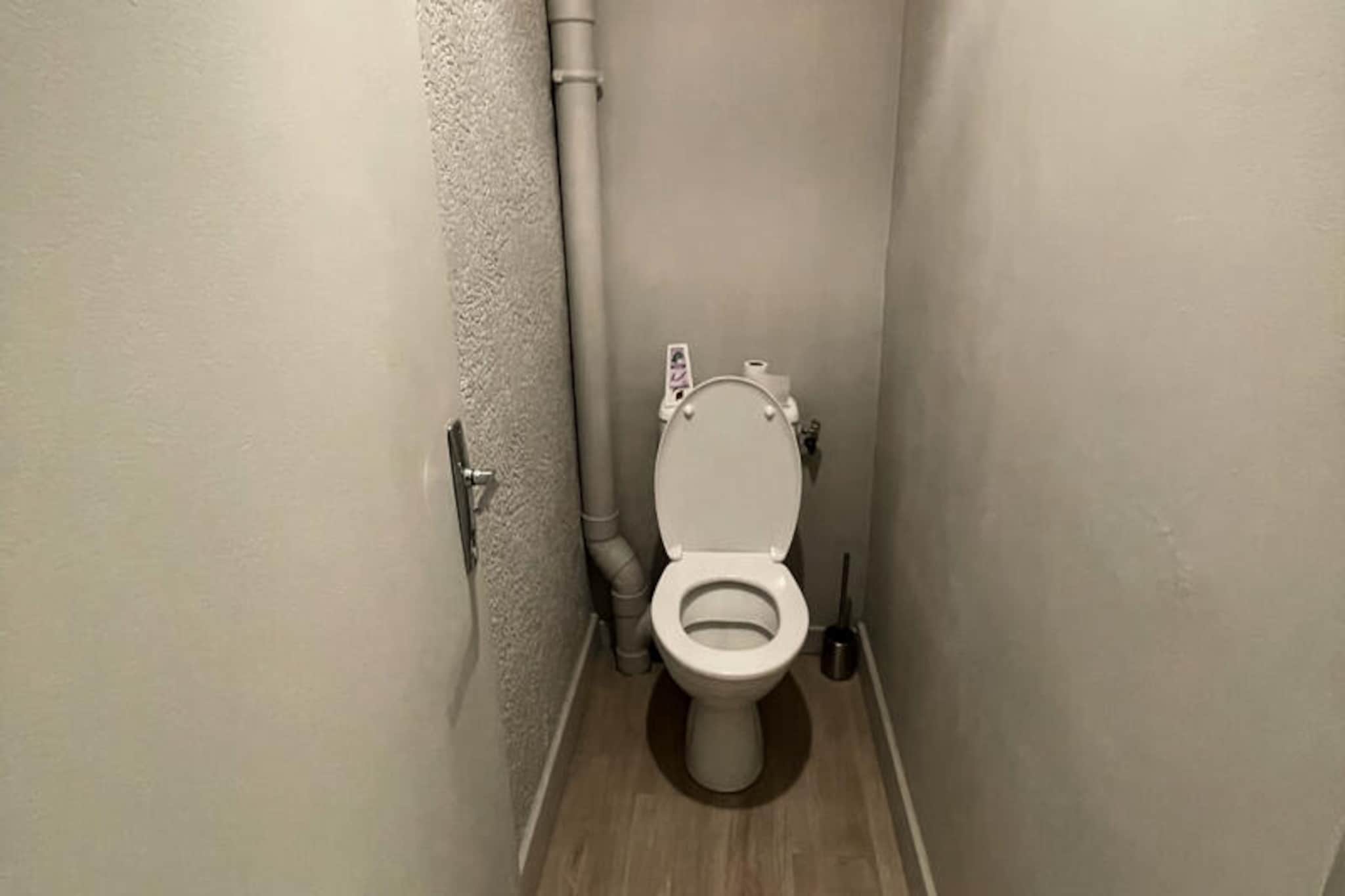 Appartements à Albepierre Bredons-Untagged