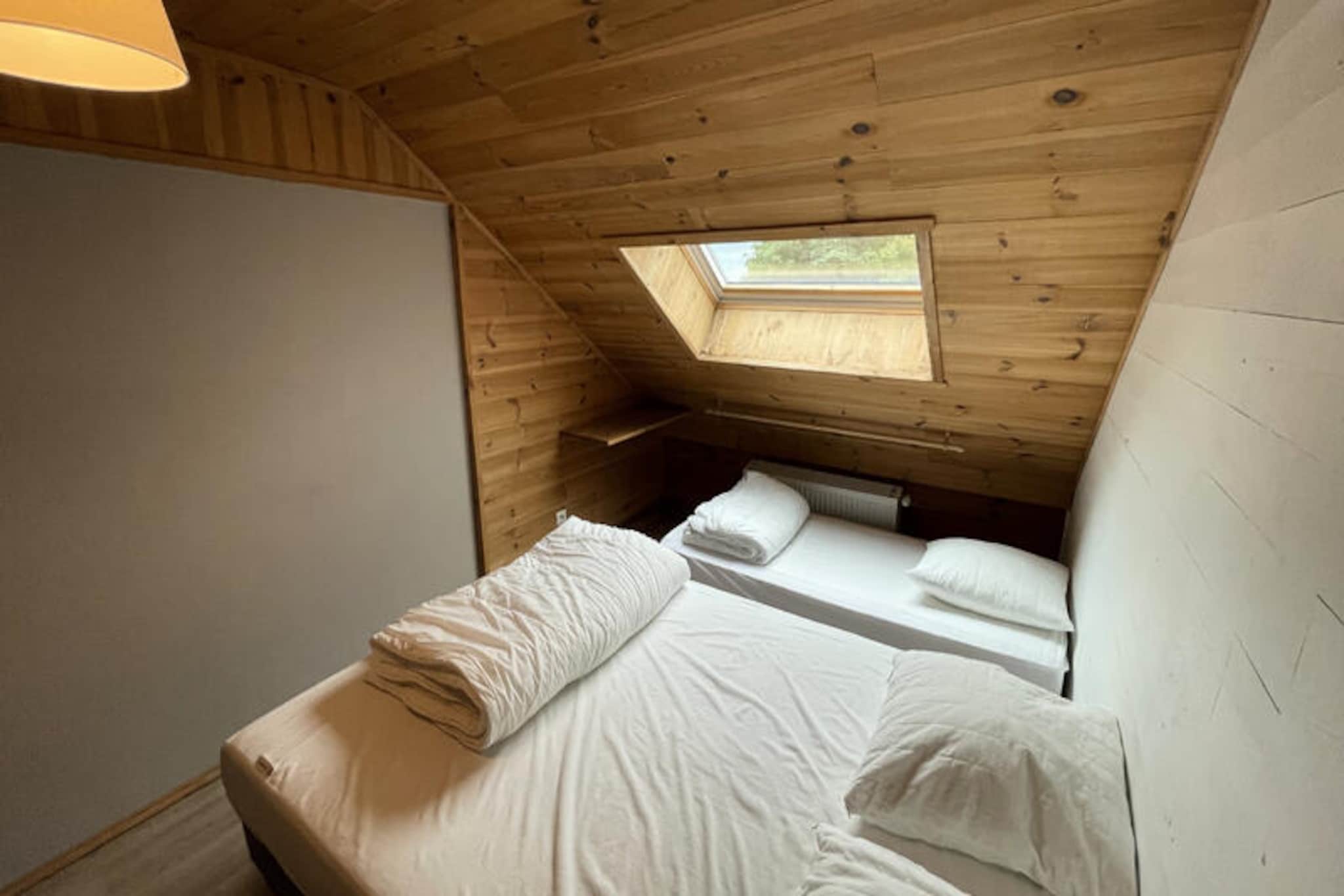 Appartements à Albepierre Bredons-Untagged