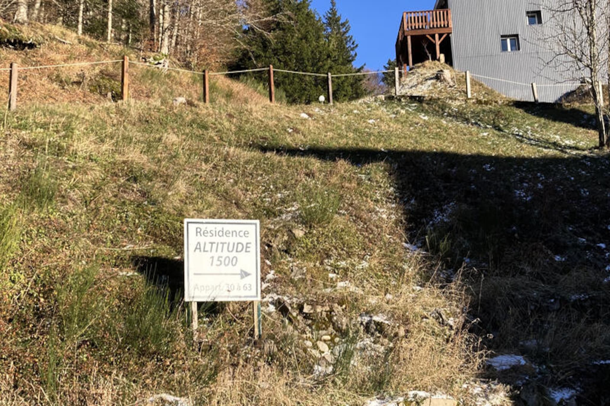 Appartements à Saint Jacques Des Blats-Niet-getagd