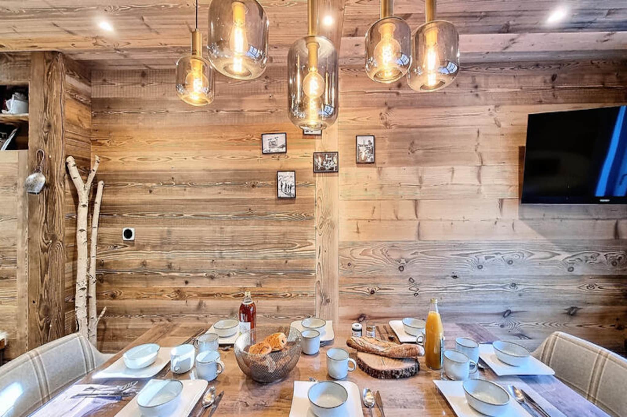 Le Grand Cerf - apartment for 8 people - near the center