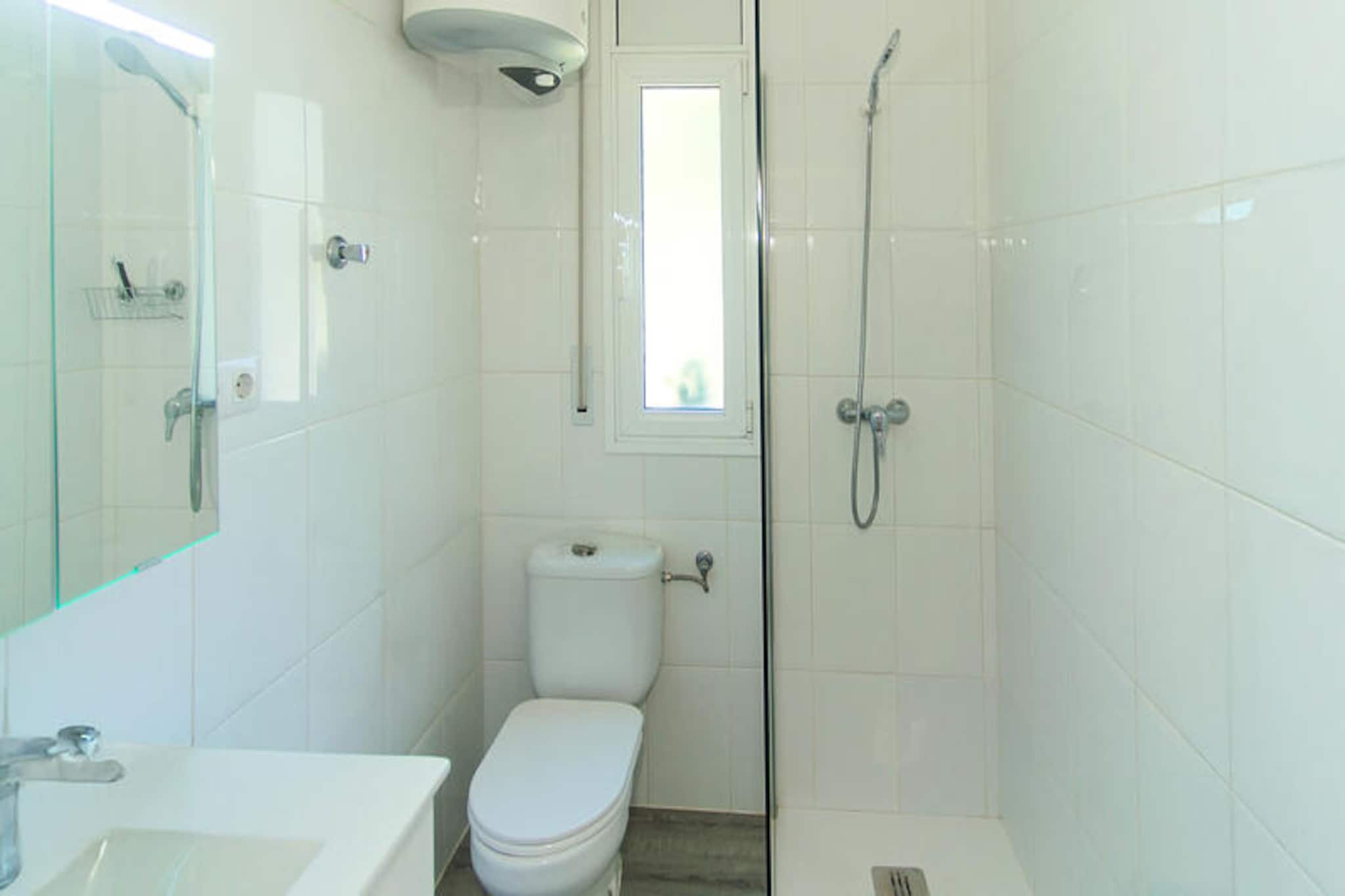 Maison à Roses-Niet-getagd