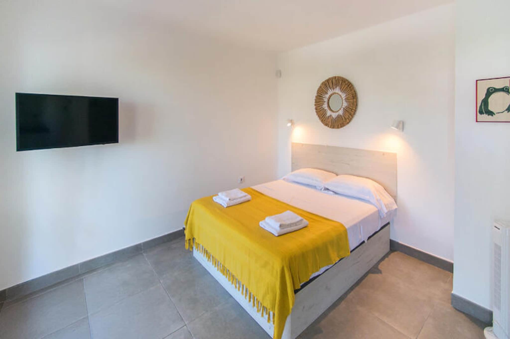 Studio à Roses-Nicht zugeordnet