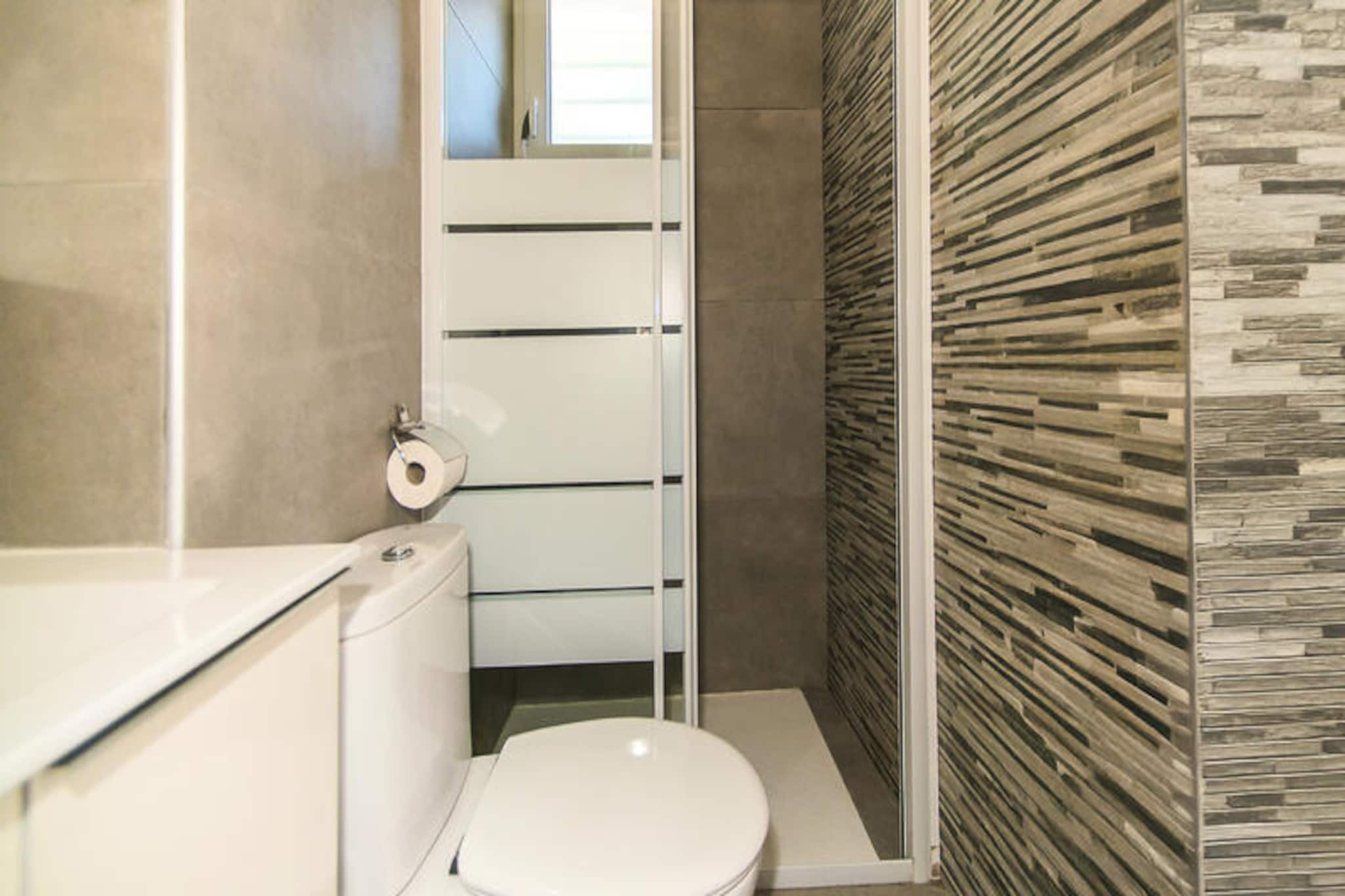 Studio à Roses-Nicht zugeordnet