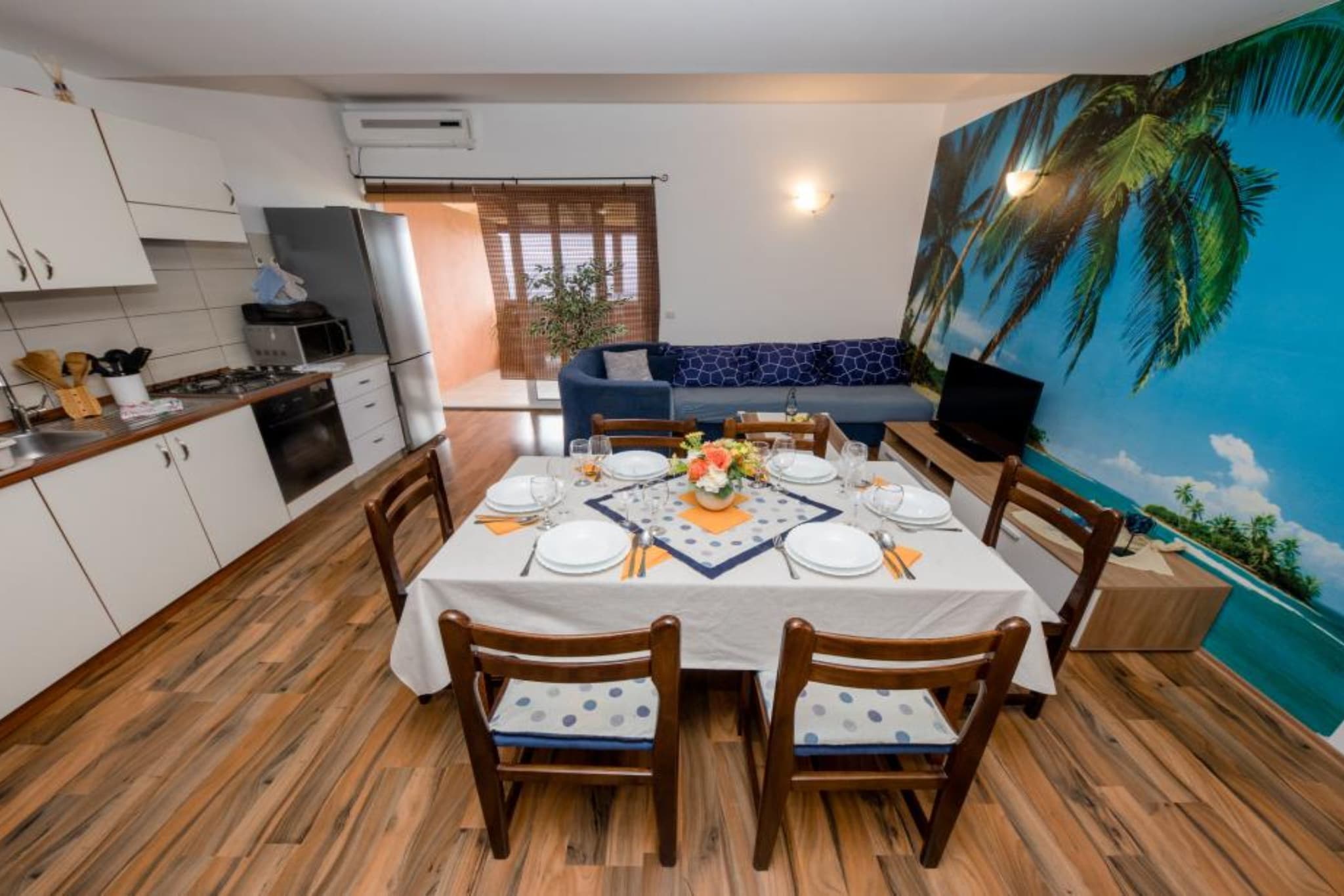 Three Bedroom Apartment with Terrace 2