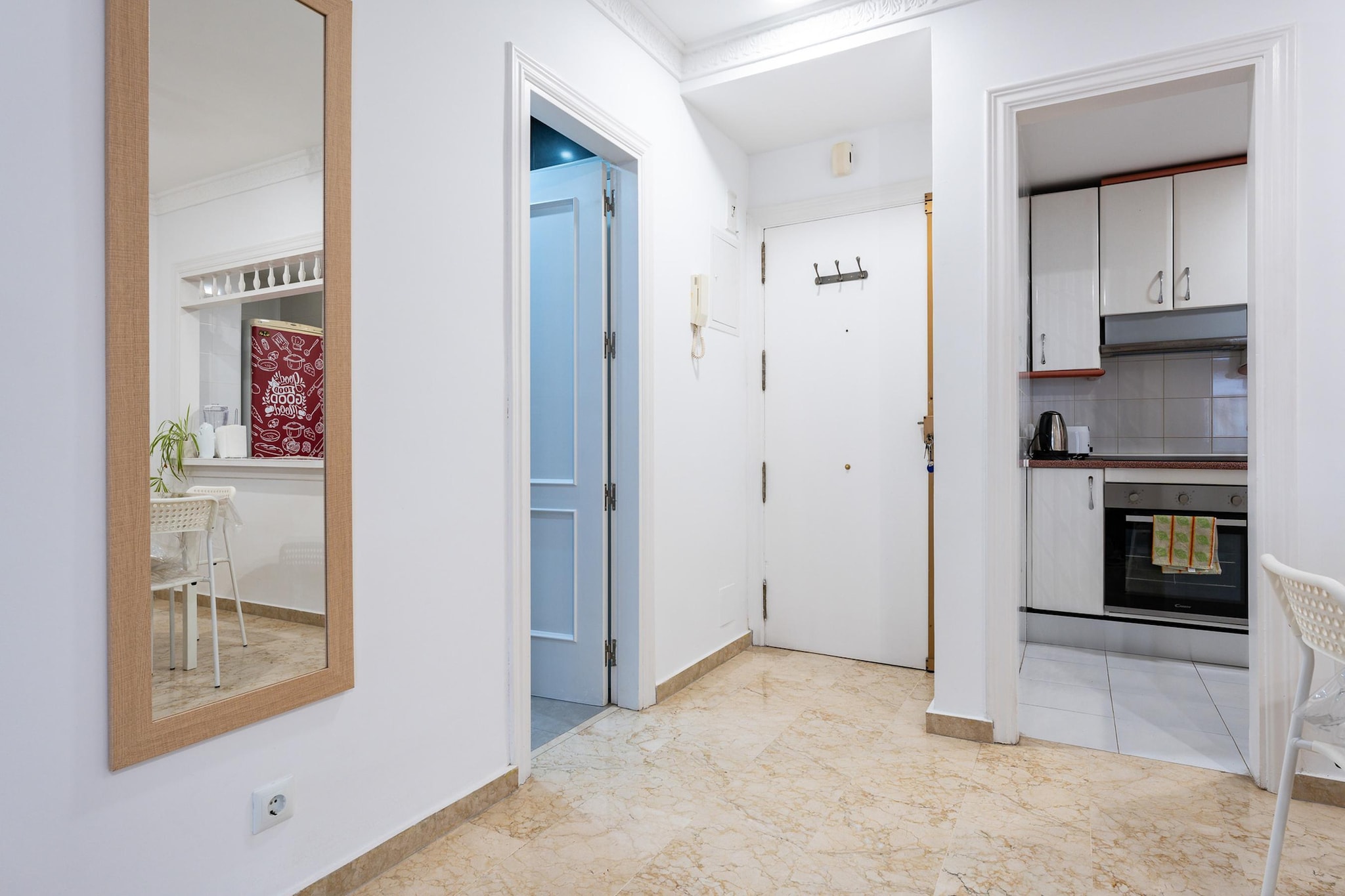 CT 350 - Faro's Marbella Beachapartment for 2 - perfect beachconection-Keuken
