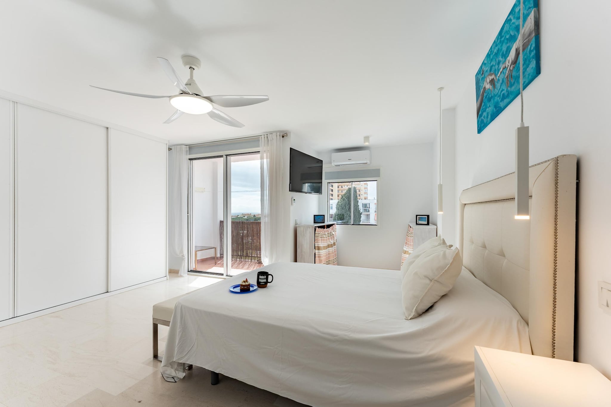CT 376 - Faro's Calypso Duplex Penthouse - Walking distance to Beach-Bedroom