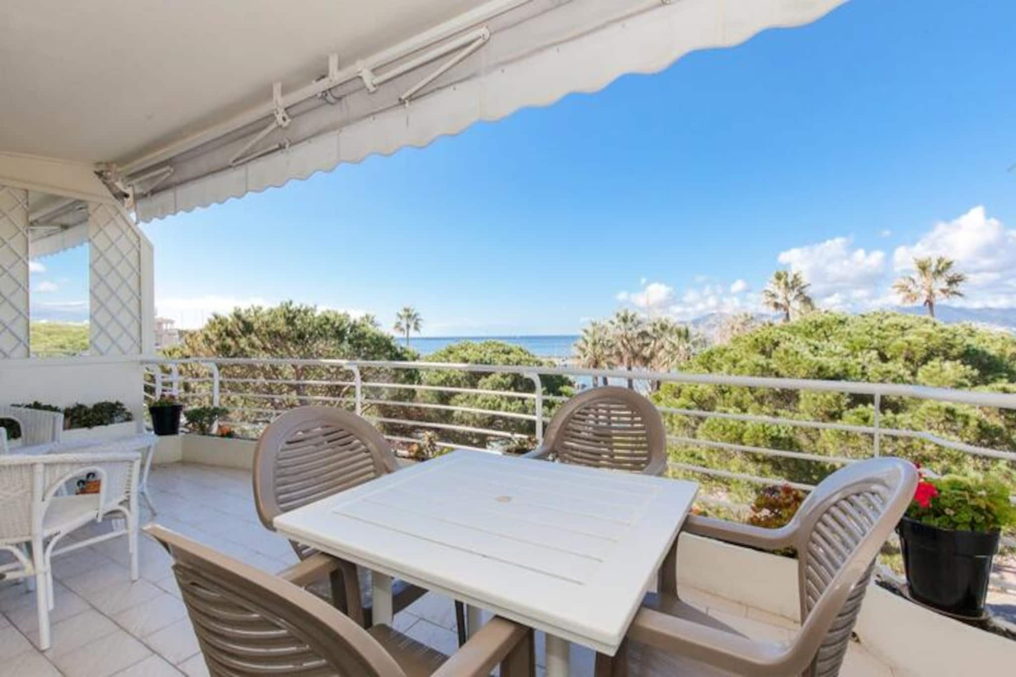 Apartment on La Croisette with Sea View