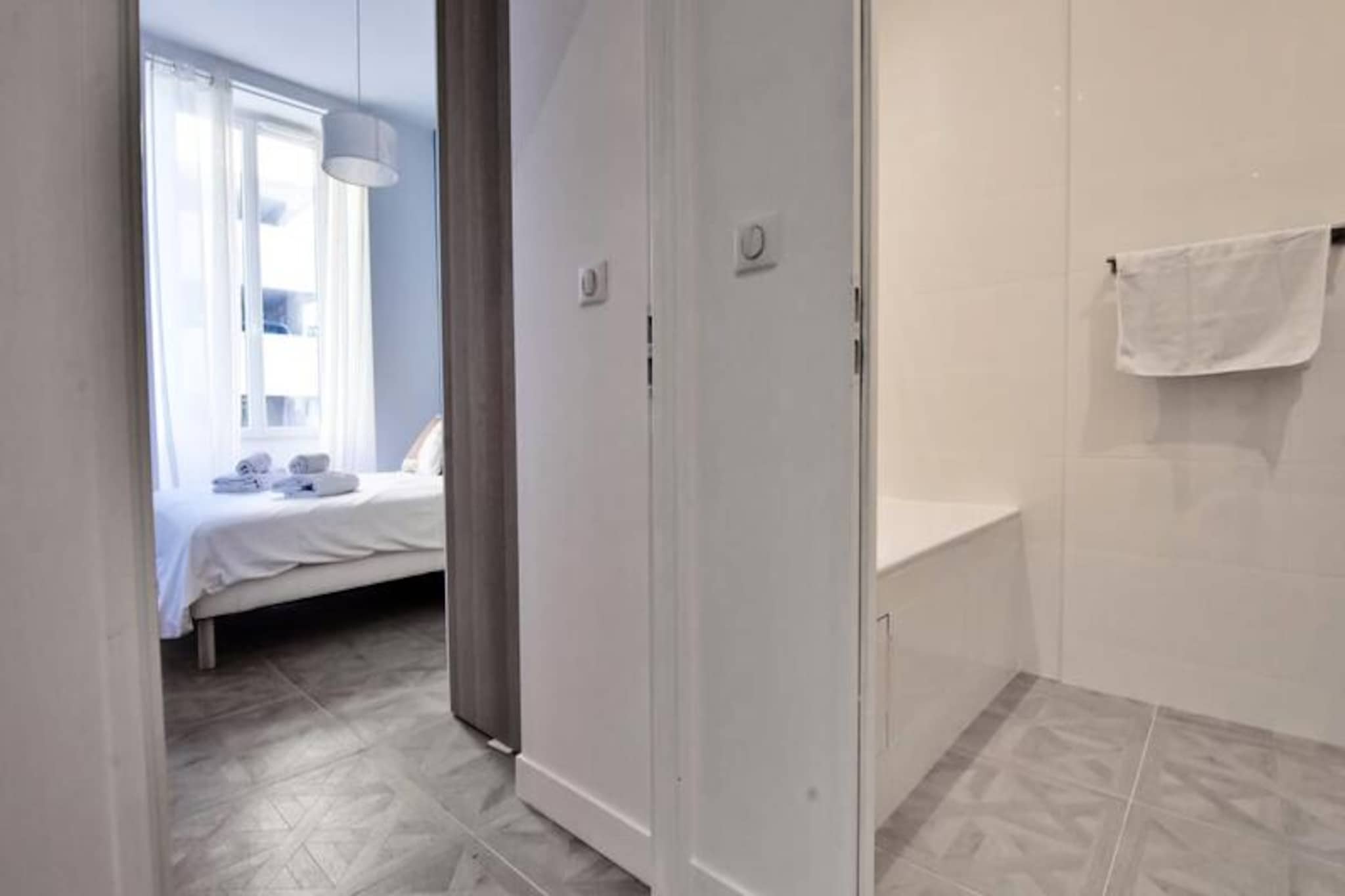 Résidence 4p Moderne En Centre-ville, 5min Palais & Plages !-Non tagué