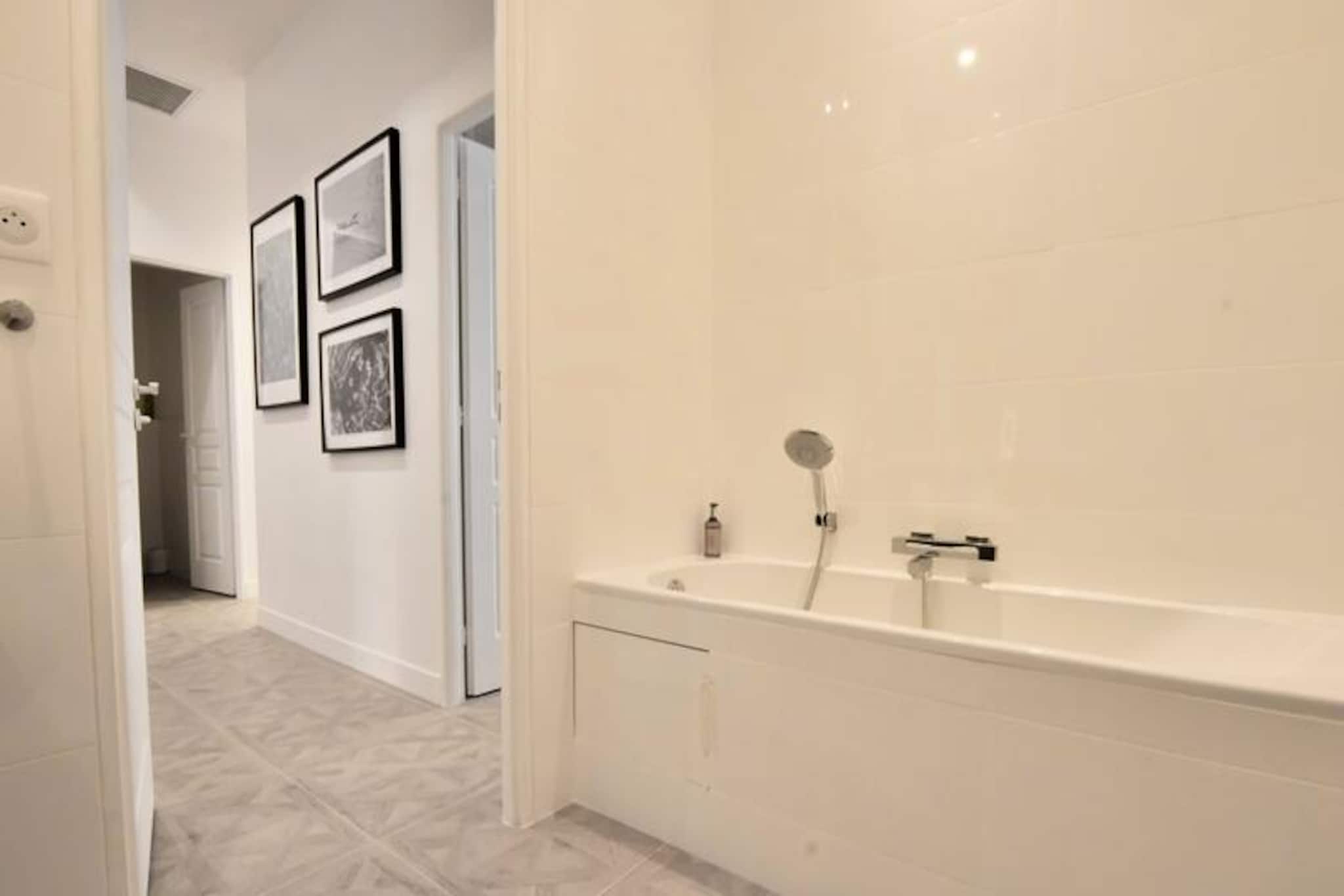 Résidence 4p Moderne En Centre-ville, 5min Palais & Plages !-Non tagué