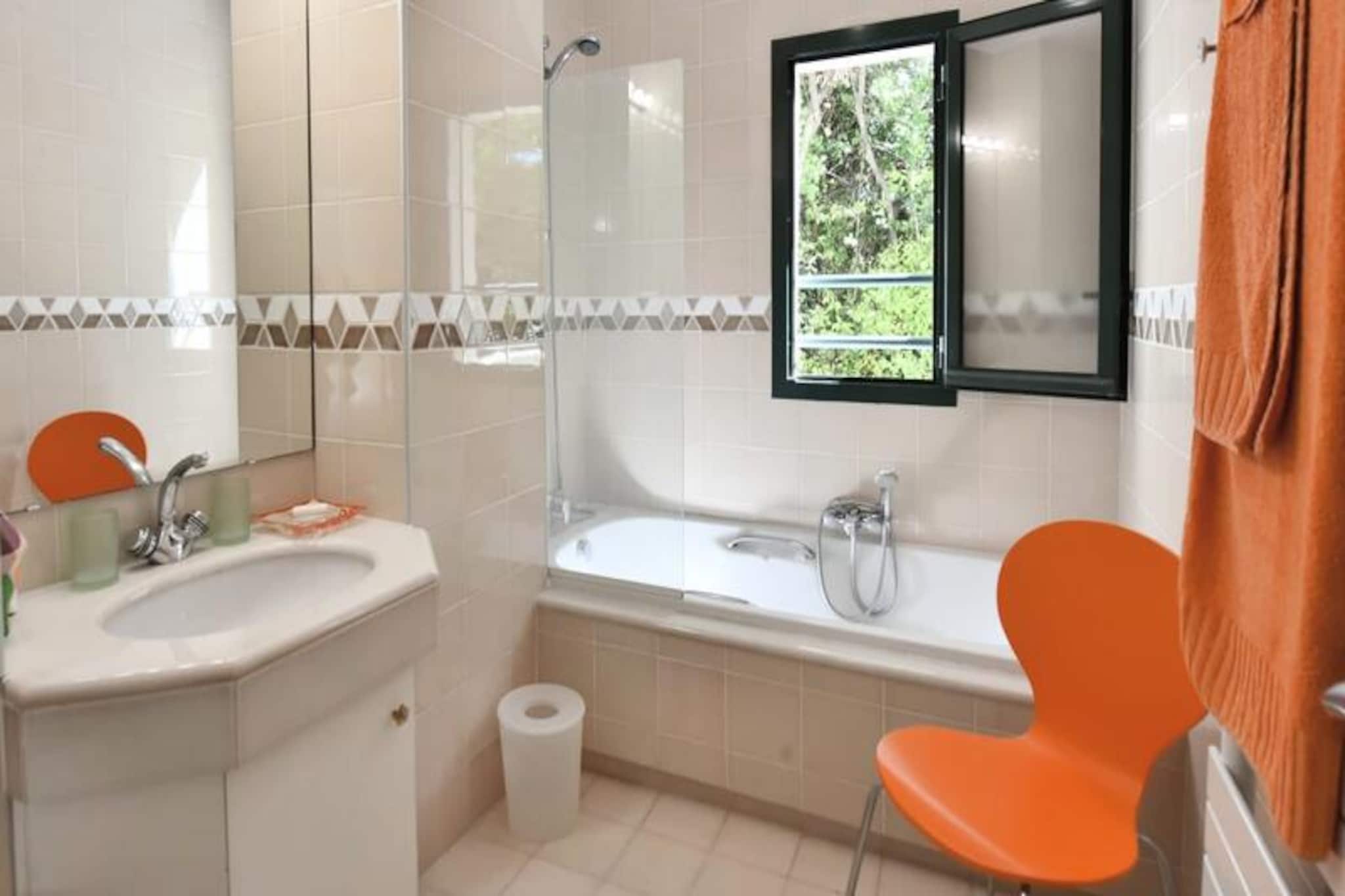 Résidence 4p Avec Grande Terrasse Et Piscine-Untagged