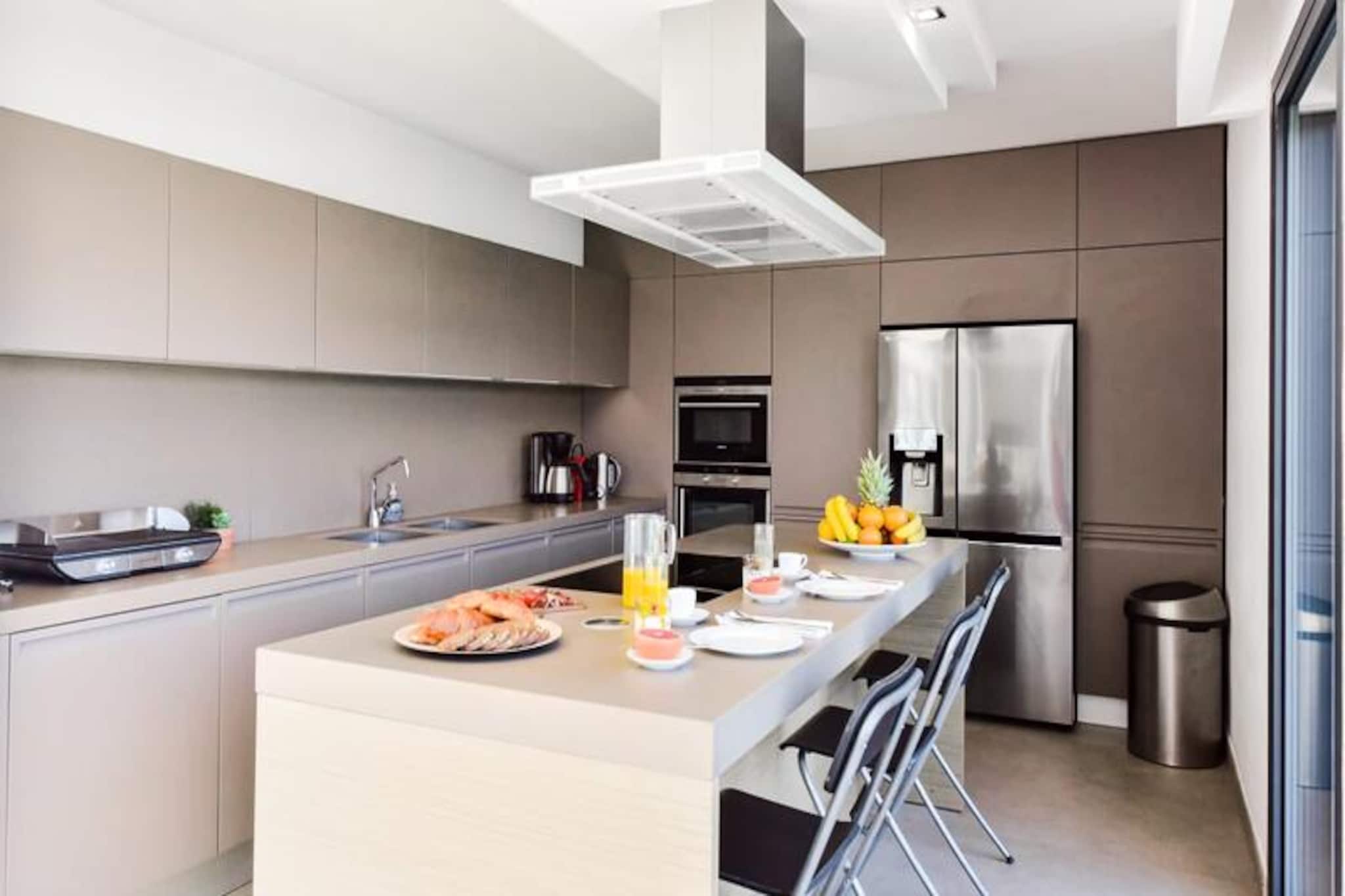 Résidence Villa D’architecte Avec Piscine Chauffée Pour 10 !-Untagged