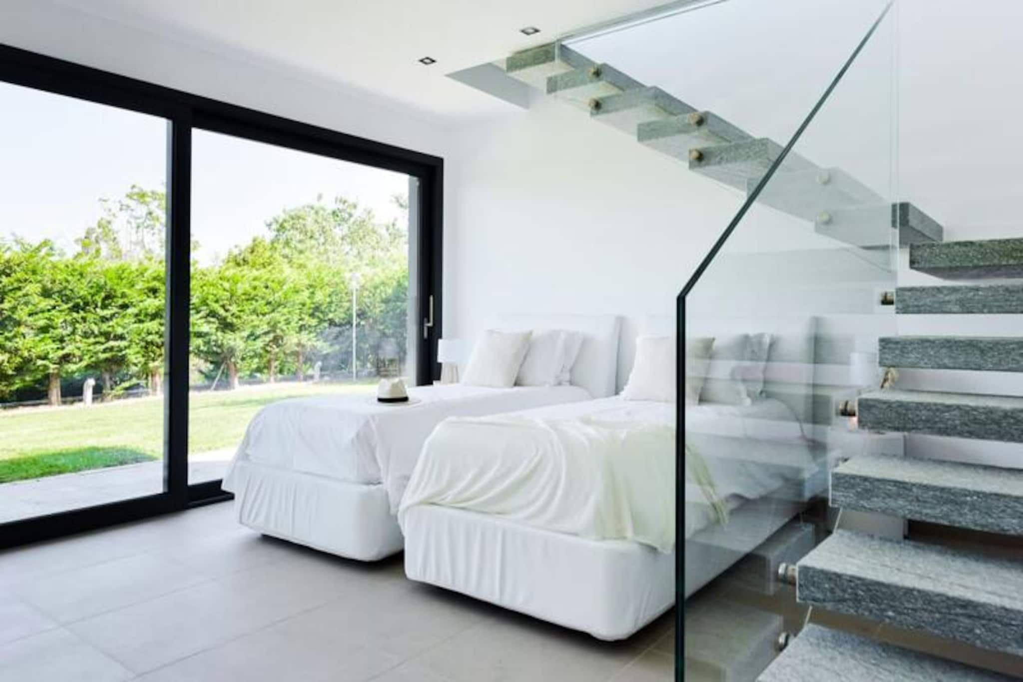 Résidence Villa D’architecte Avec Piscine Chauffée Pour 10 !-Untagged