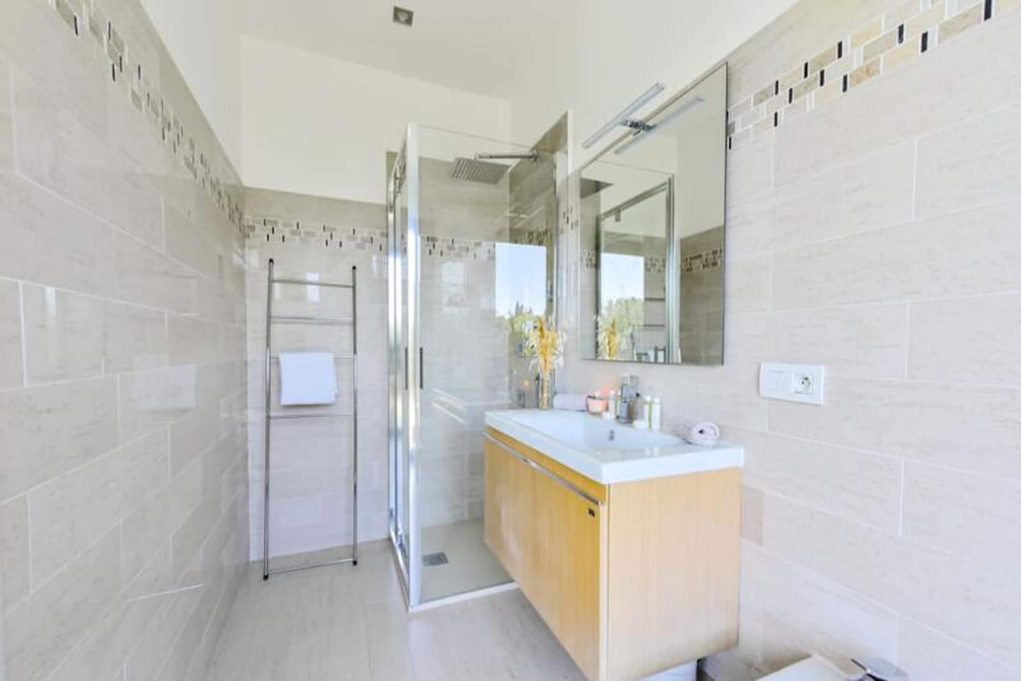 Résidence Villa D’architecte Avec Piscine Chauffée Pour 10 !-Untagged