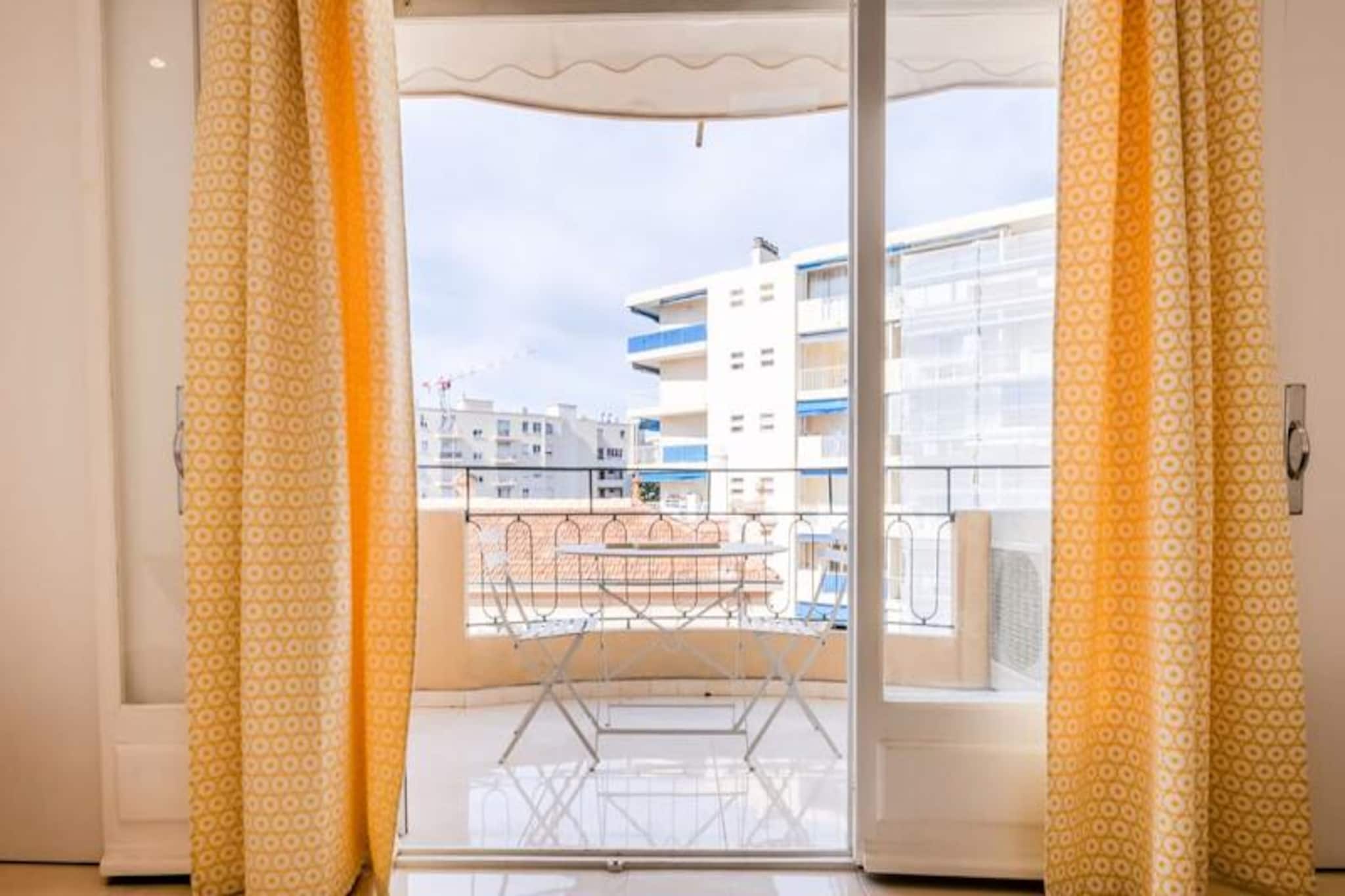 In the heart of Cannes, where the glamour of the French Riviera meets the charm of a seaside retreat, this modern apartment offers the perfect blend of comfort and convenience. Just a short stroll from the iconic Croisette and the bustling Rue d'Antibes, this property invites you to immerse yourself in the vibrant lifestyle of this world-renowned destination. Whether you're here for business or leisure, you'll find everything you need within easy reach.
Step inside this fully renovated apartment and discover a spacious living area thoughtfully divided into a cozy lounge, a dining space for four, and a fully equipped kitchen with modern appliances, including an oven and dishwasher. The first bedroom features two single beds and ample storage, while the second bedroom boasts a queen-size bed and a dedicated desk area, ideal for business travelers. The apartment is completed by a sleek shower room with a toilet, ensuring every comfort is met. High-speed Wi-Fi, reversible air conditioning, and a secure parking space further enhance your stay.
Beyond the apartment, the delights of Cannes await. In just three minutes on foot, you can stroll along the legendary Croisette, indulge in luxury shopping on Rue d'Antibes, or explore the Palais des Congrès. For those looking to venture further, the train station is a 15-minute walk away, offering easy access to the enchanting towns of the French Riviera.
Whether you're sipping coffee on the terrace or exploring the nearby attractions, this apartment provides a serene and stylish base for your Cannes getaway. With linens, everyday essentials, and a dedicated concierge service, every detail has been considered to ensure a seamless and memorable stay.