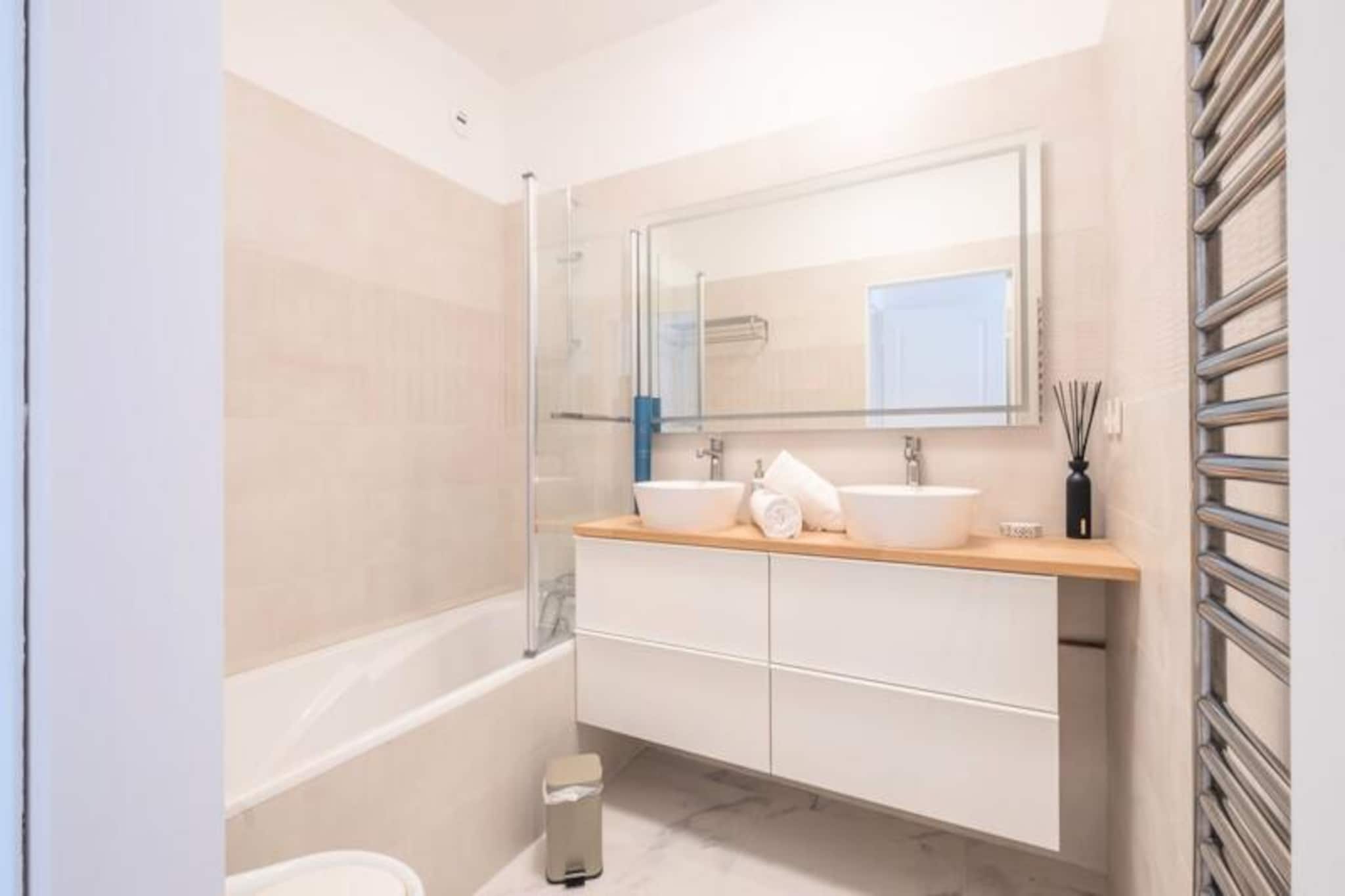 Résidence Rare ! Superbe 3 Pièces Avec Jardin Face à La Mer-Niet-getagd