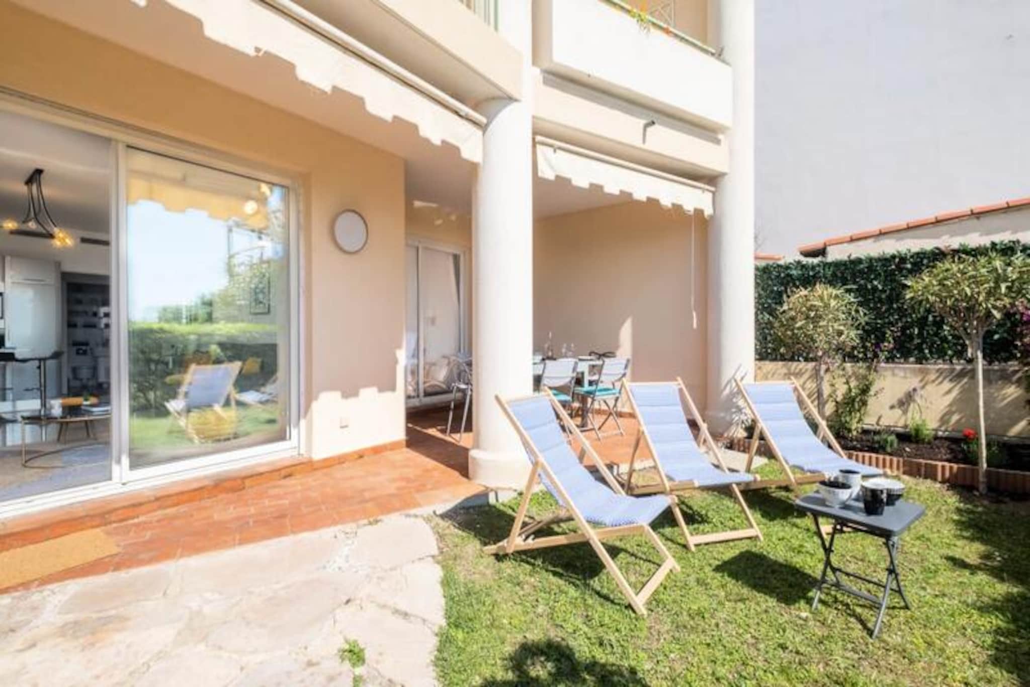 Résidence Rare ! Superbe 3 Pièces Avec Jardin Face à La Mer-Niet-getagd