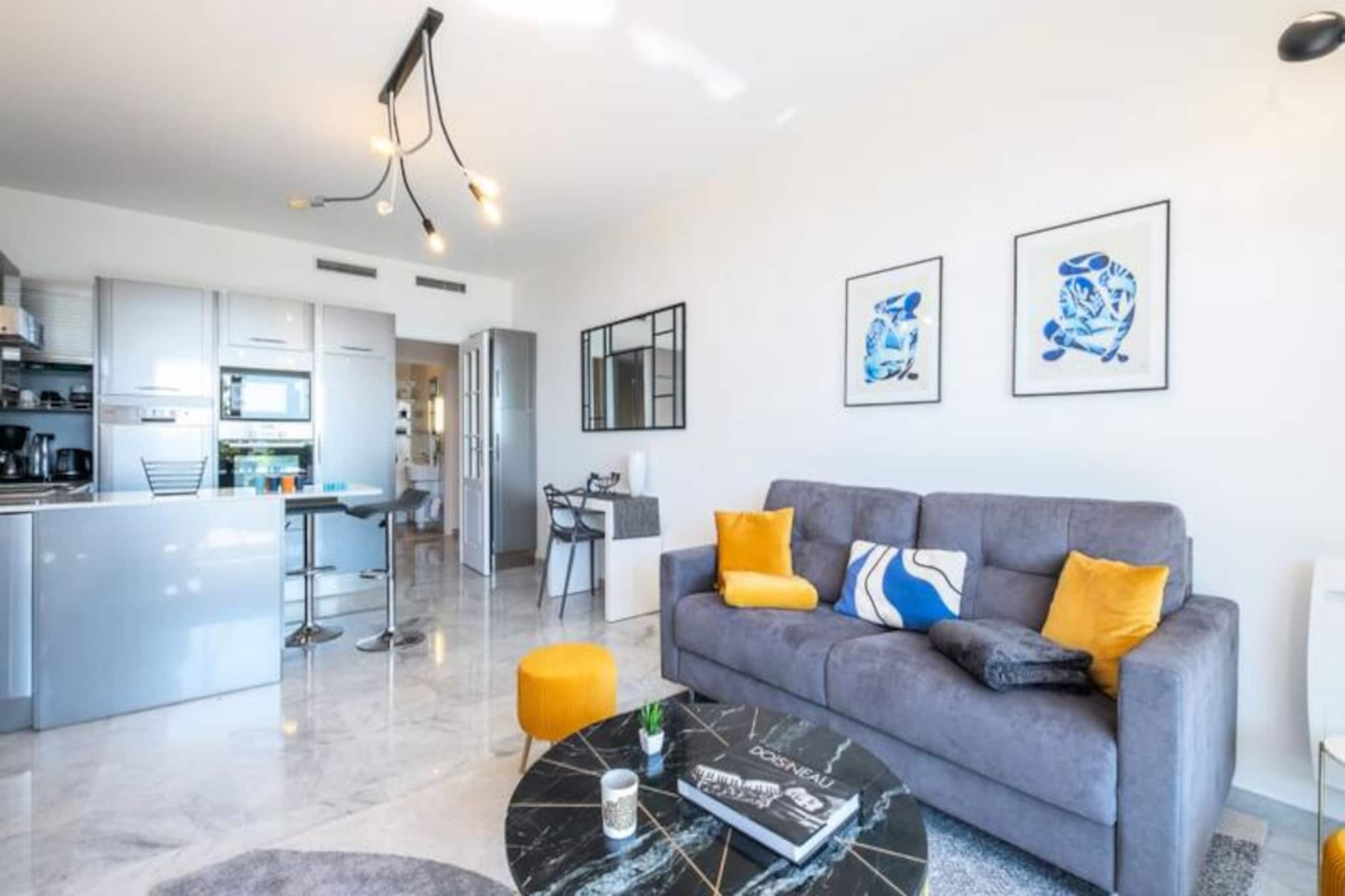 Résidence Rare ! Superbe 3 Pièces Avec Jardin Face à La Mer-Niet-getagd