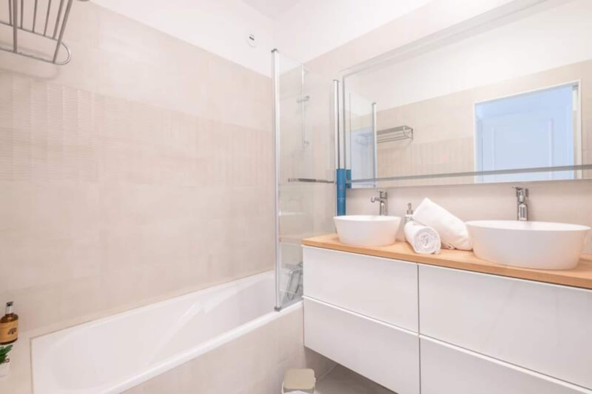 Résidence Rare ! Superbe 3 Pièces Avec Jardin Face à La Mer-Niet-getagd