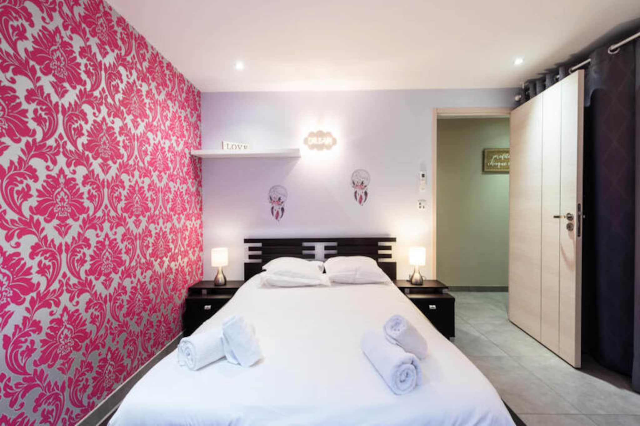 Résidence Villa 330m2, 6 Chambres, Piscine Chauffée Jacuzzi-Niet-getagd