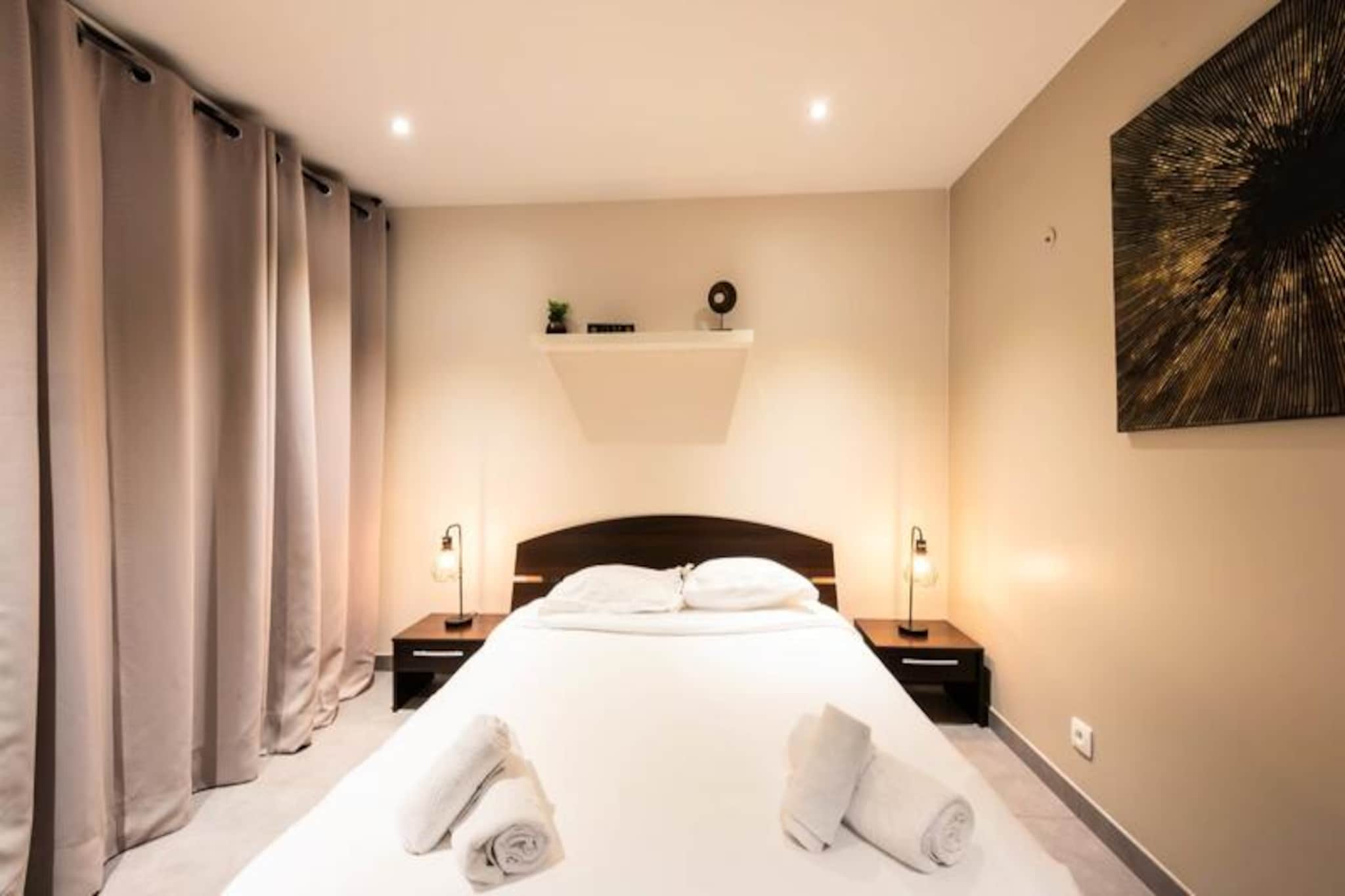 Résidence Villa 330m2, 6 Chambres, Piscine Chauffée Jacuzzi-Niet-getagd