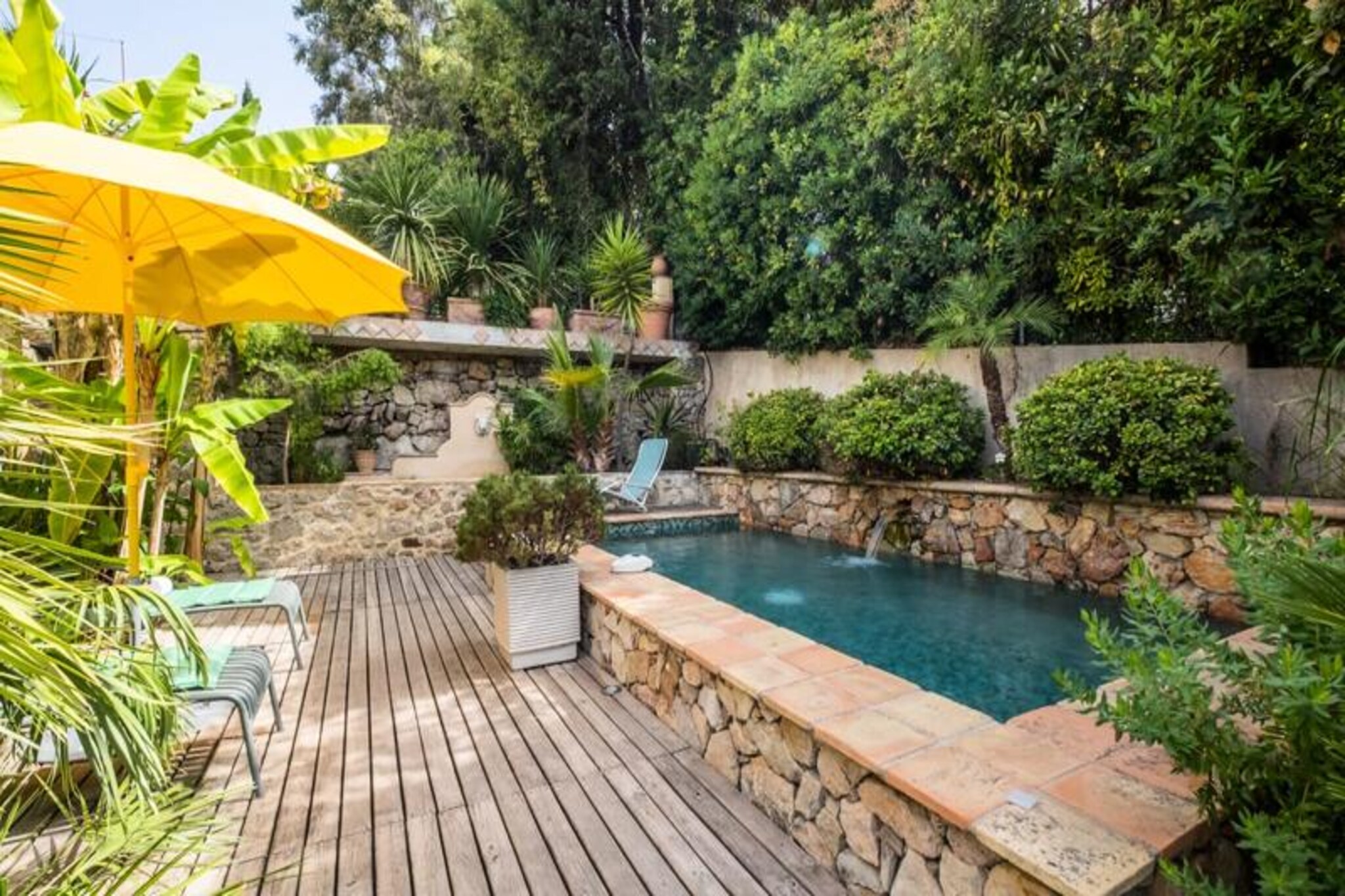Indulge in a serene getaway at this elegant house in Cannes, where the Mediterranean charm meets modern comfort. Just a short stroll from the golden beaches, this property offers a tranquil retreat for up to six guests, complete with a private pool, sauna, and a picturesque garden. Whether you're lounging by the pool or enjoying a game of pétanque, every moment here is designed for relaxation and leisure.
Step inside this two-story haven and discover a thoughtfully designed space. The ground floor features a cozy living room with a plush sofa and flat-screen TV, an open-plan kitchen equipped with modern appliances, and a dining area that opens onto a shaded terrace. The en suite master bedroom boasts a 160cm bed, a luxurious bathroom with a bathtub and shower, and direct access to the garden. Upstairs, two charming bedrooms with double beds share a terrace with a glimpse of the sea, complemented by a stylish shared bathroom. Air conditioning and Wi-Fi throughout ensure a comfortable stay, while double-glazed windows promise peace and quiet.
Located in a private estate, the house is just minutes away from Cannes' iconic attractions. Stroll along the Croisette to admire luxury boutiques and sandy beaches, or explore Rue d'Antibes for a shopping spree. Savor local delicacies at Philippe Brito or unwind with a pizza at Jean-Jean's on Palm Beach. The convention center is also within easy reach, making this property ideal for both leisure and business travelers.
With two private parking spaces, concierge services, and thoughtful amenities like linens and everyday essentials, this property ensures a seamless stay. Whether you're here for the vibrant city life or the serene coastal ambiance, this Cannes retreat promises unforgettable memories.